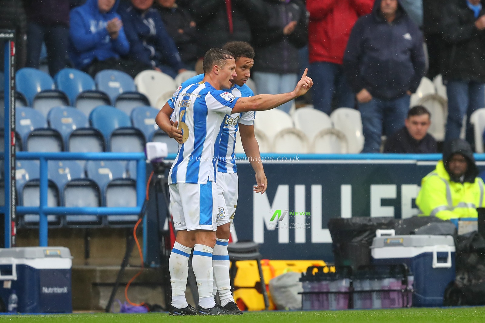 Jonathan Hogg #6 of Huddersfield Town gives Rarmani Edmonds-Green #2 of Huddersfield Town instructions during the Sky Bet Championship match Huddersfield Town vs Ipswich Town at John Smith's Stadium, Huddersfield, United Kingdom, 30th September 2023

(Photo by Gareth Evans/News Images)