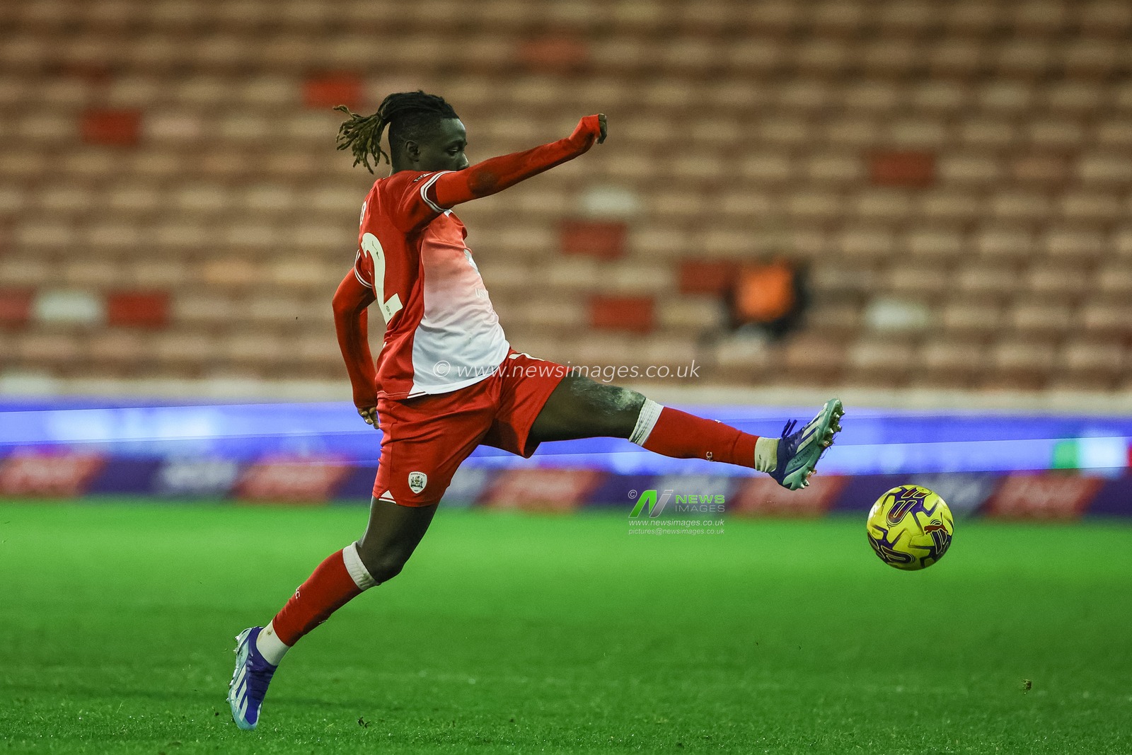 FÃ¡bio JalÃ³ #12 of Barnsley in action during the Sky Bet League 1 match Barnsley vs Wycombe Wanderers at Oakwell, Barnsley, United Kingdom, 28th November 2023

(Photo by Mark Cosgrove/News Images)