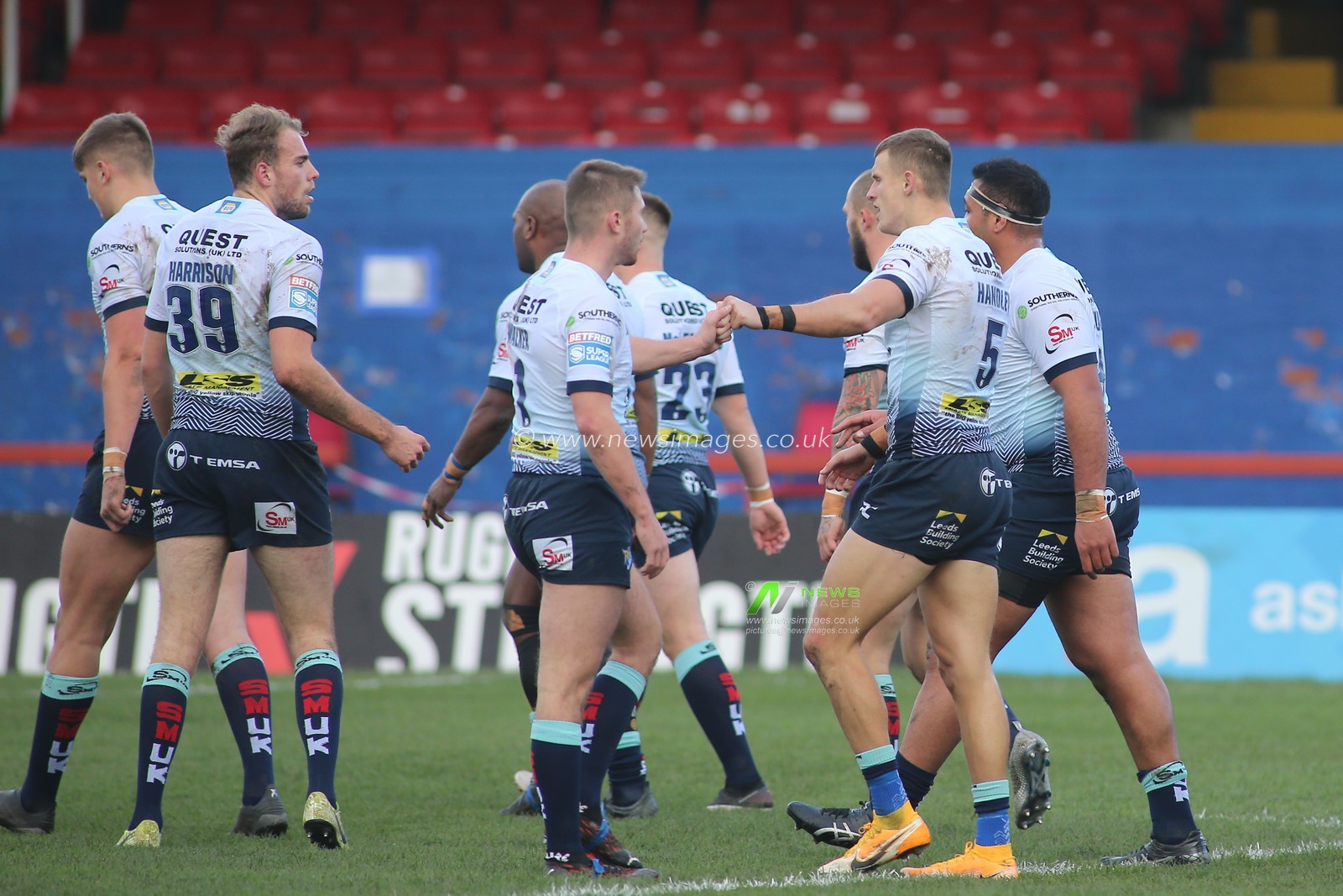 Celerbration Ash Handley (5) of Leeds Rhinos scores the 1st try of the game.