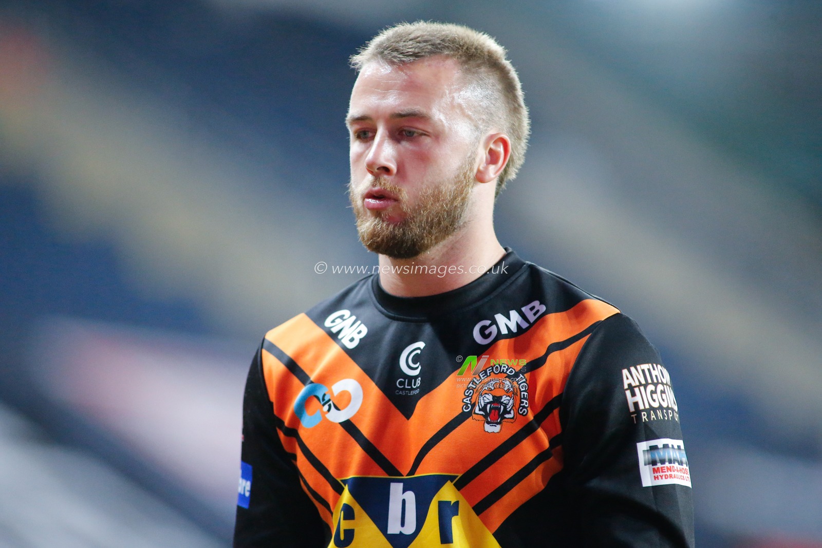 Danny Richardson (7) of Castleford Tigers