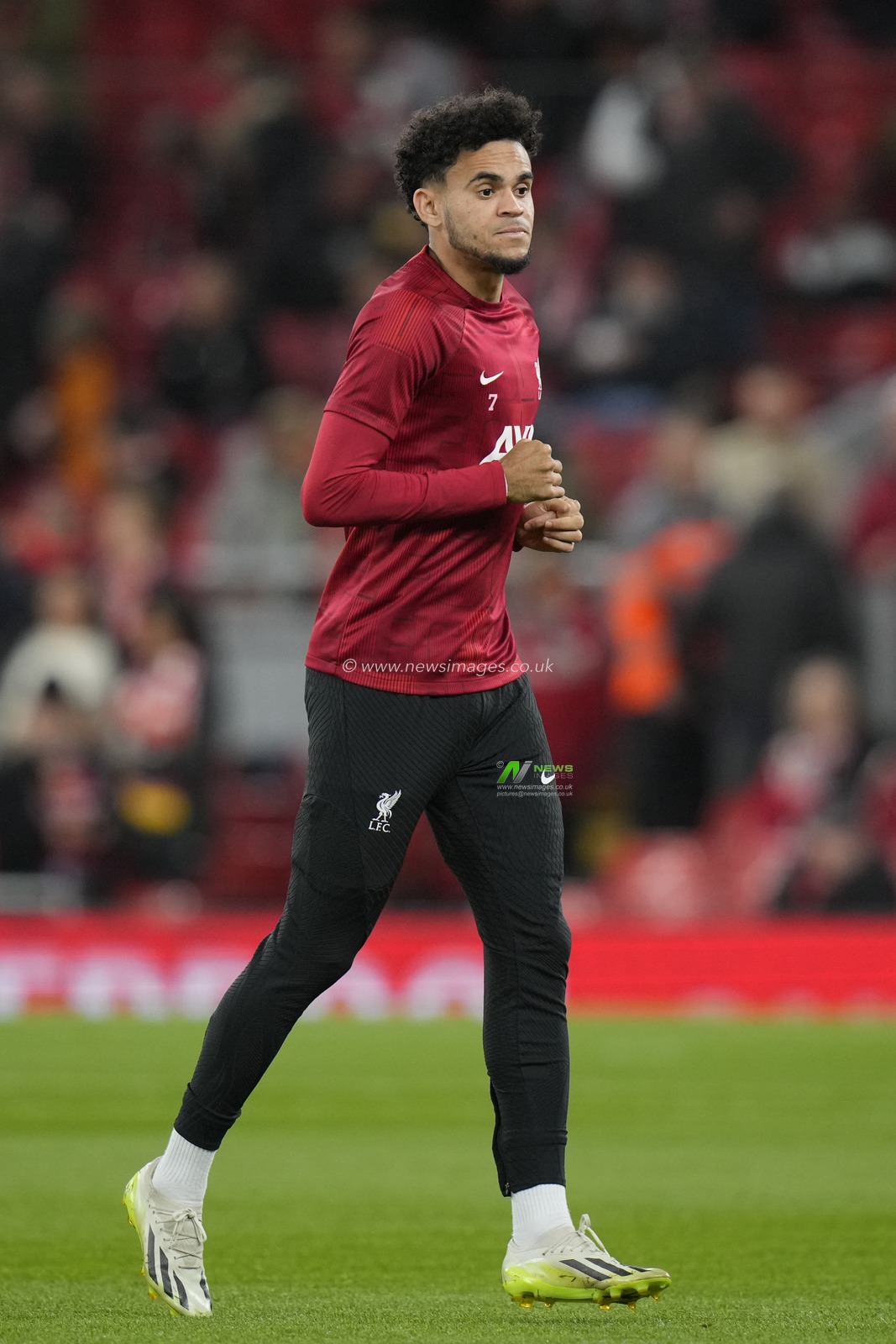 Luis DÃ­az #7 of Liverpool warms up before the Carabao Cup Third Round match Liverpool vs Leicester City at Anfield, Liverpool, United Kingdom, 27th September 2023

(Photo by Steve Flynn/News Images)