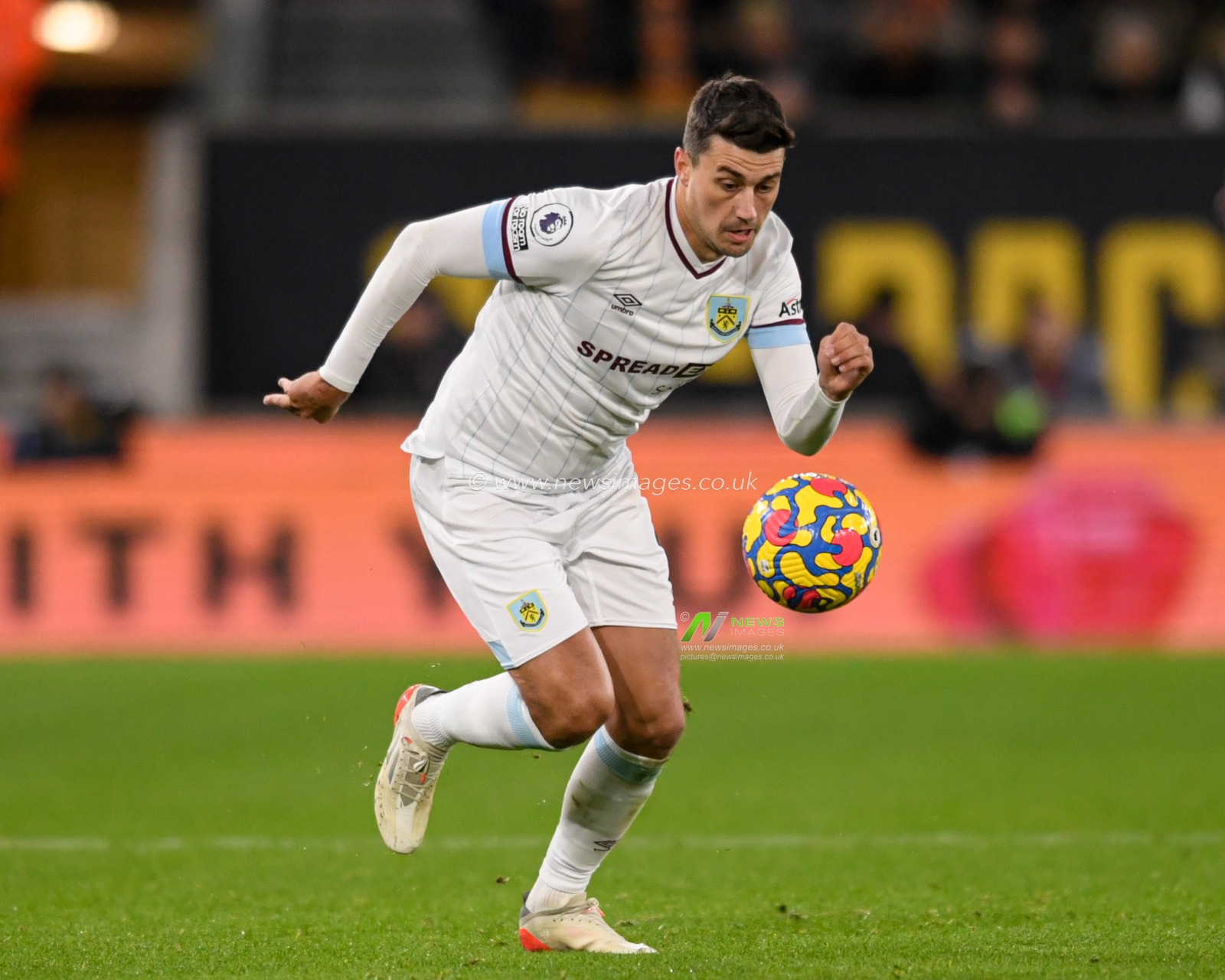 Matthew Lowton #2 of Burnley runs forward with the ball