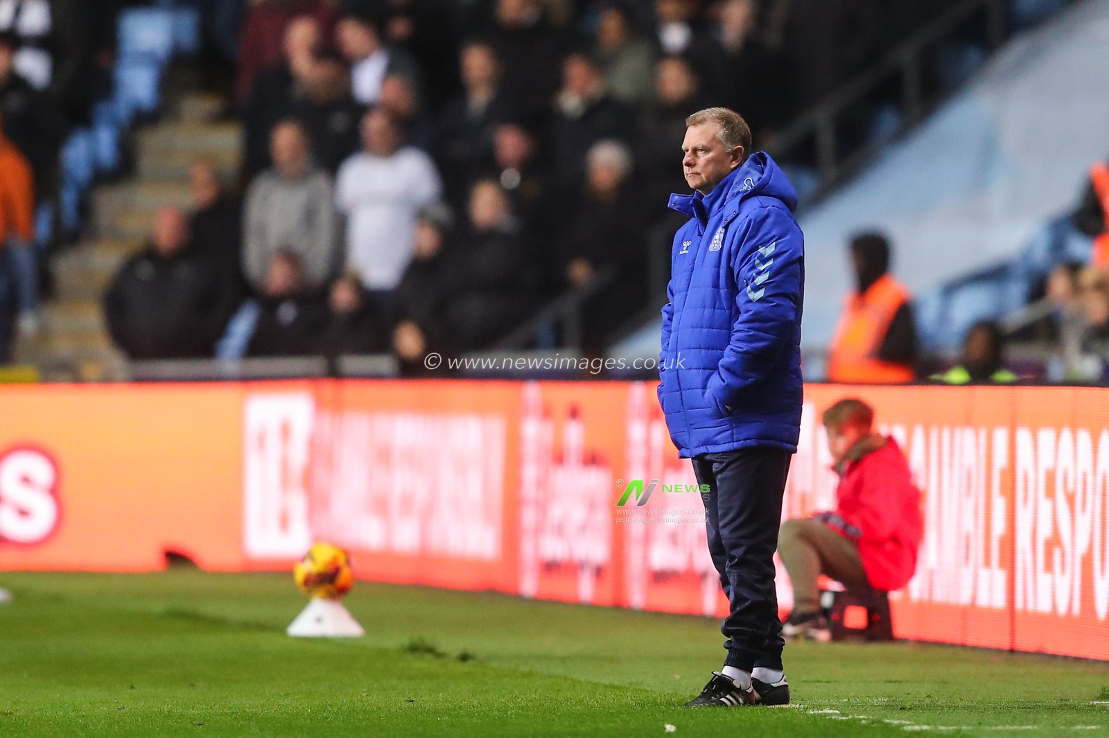 Mark Robins manager of Coventry City during the Sky Bet Championship match Coventry City vs Derby County at Coventry Building Society Arena, Coventry, United Kingdom, 6th November 2024

(Photo by Gareth Evans/News Images)