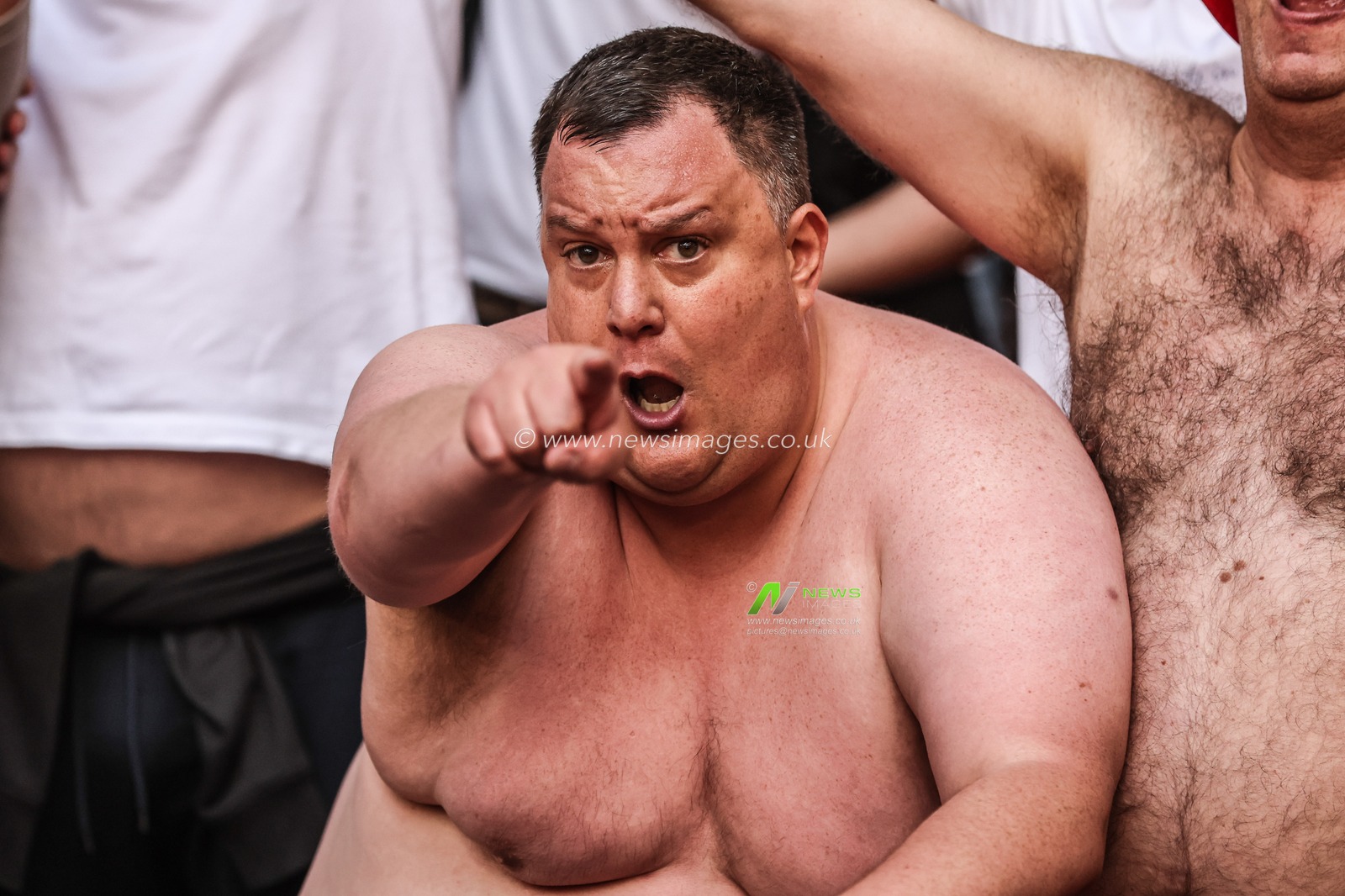 Charlton fans celebrate winning the playoff final during the Sky Bet League 1 Playoff Final match Charlton Athletic vs Leyton Orient at Wembley Stadium, London, United Kingdom, 25th May 2025

(Photo by Alfie Cosgrove/News Images)