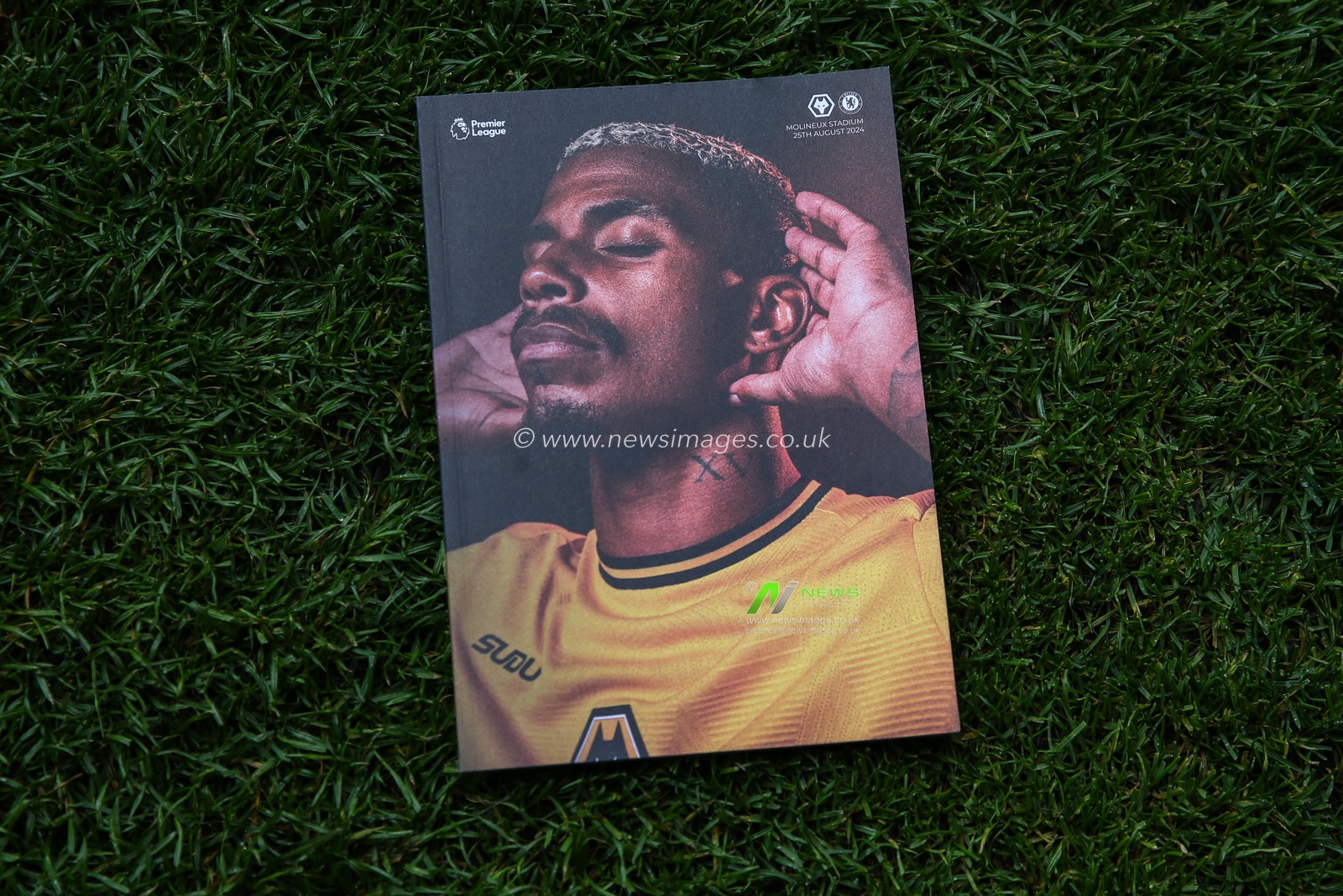 Matheus Cunha of Wolverhampton Wanderers on the front of the match day programme during the Premier League match Wolverhampton Wanderers vs Chelsea at Molineux, Wolverhampton, United Kingdom, 25th August 2024

(Photo by Gareth Evans/News Images)