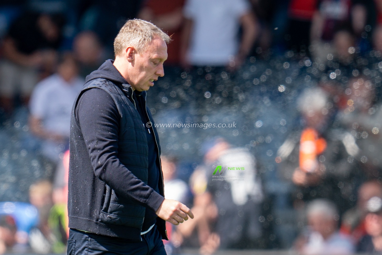 Steve Cooper manager of Nottingham Forest walks out