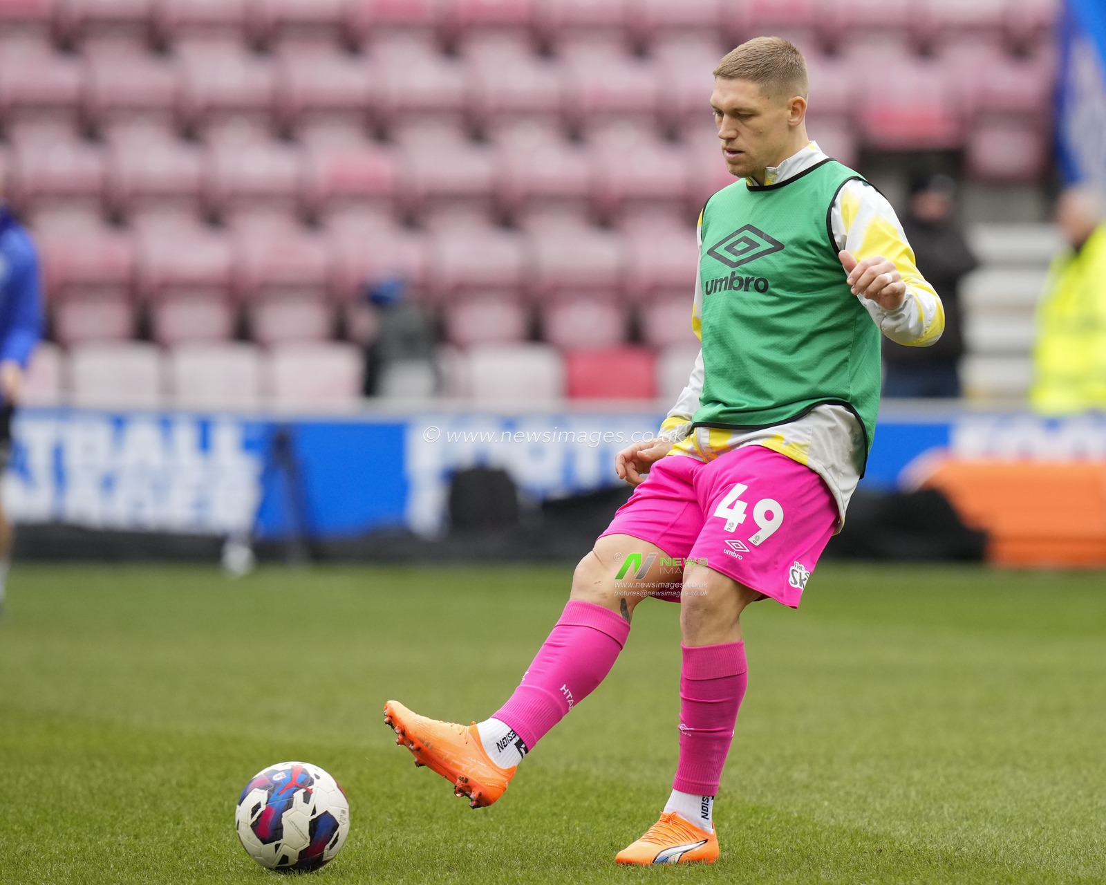 Martyn Waghorn #49 of Huddersfield Town  warms up before the Sky Bet Championship match Wigan Athletic vs Huddersfield Town at DW Stadium, Wigan, United Kingdom, 11th February 2023

(Photo by Steve Flynn/News Images)