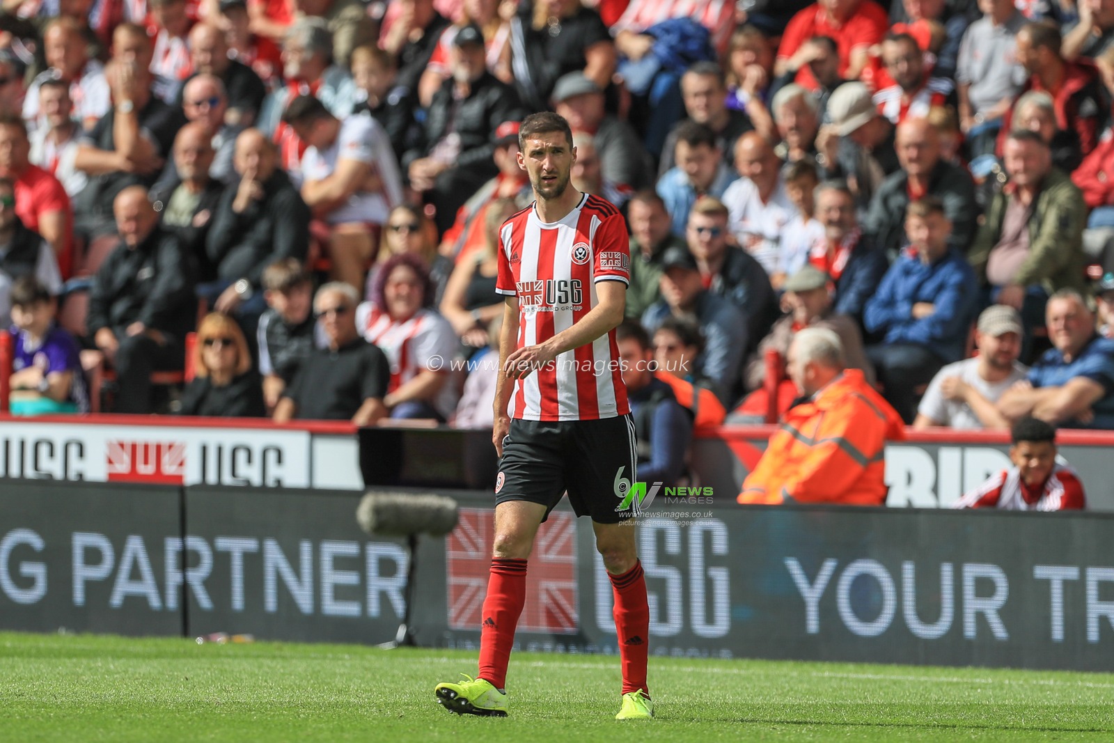 18th August 2019 , Bramall Lane, Sheffield, England; Premier League Football, Sheffield United vs Crystal Palace ; Chris Basham (6) of Sheffield United during the game


Credit: Mark Cosgrove/News Images

English Football League images are subject to DataCo Licence