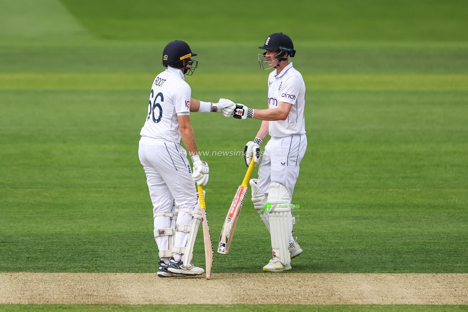 Joe Root of England fist bumps Harry Brook of England during the England Men v Sri Lanka 2nd Rothesay Test Match Day 1 at Lords, London, United Kingdom, 29th August 2024

(Photo by Mark Cosgrove/News Images)