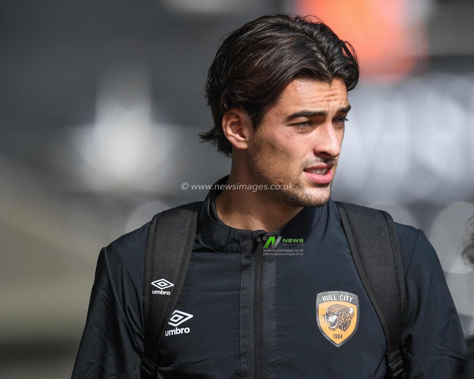 Jacob Greaves #4 of Hull City arrives at Swansea.com stadiumduring the Sky Bet Championship match Swansea City vs Hull City at Swansea.com Stadium, Swansea, United Kingdom, 17th September 2022

(Photo by Mike Jones/News Images)
