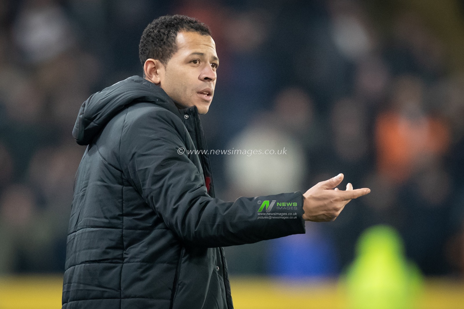 Liam Rosenior manager of Hull City during the Sky Bet Championship match Hull City vs Reading at MKM Stadium, Hull, United Kingdom, 12th November 2022

(Photo by James Heaton/News Images)