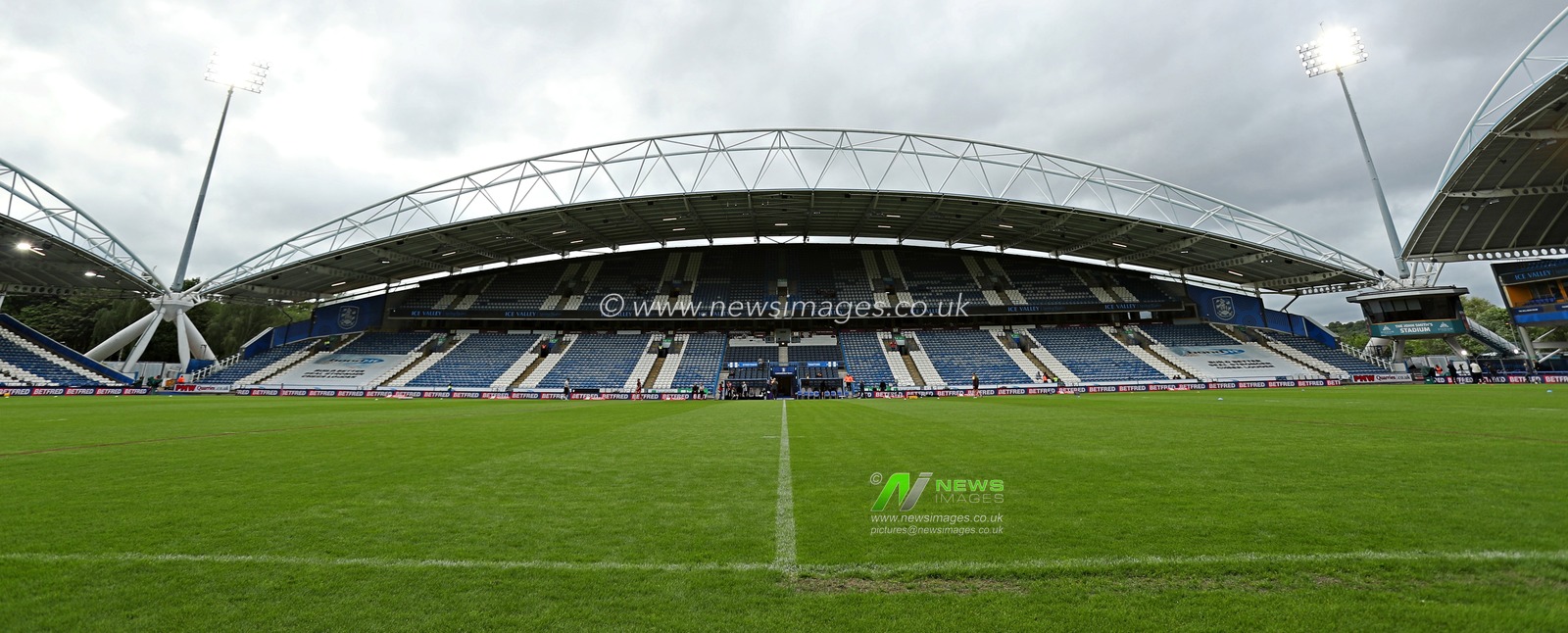 A general view of the John Smith's Stadium before the Betfred Super League Round 13 match Huddersfield Giants vs Leigh Leopards at John Smith's Stadium, Huddersfield, United Kingdom, 29th May 2025

(Photo by Sam Eaden/News Images)