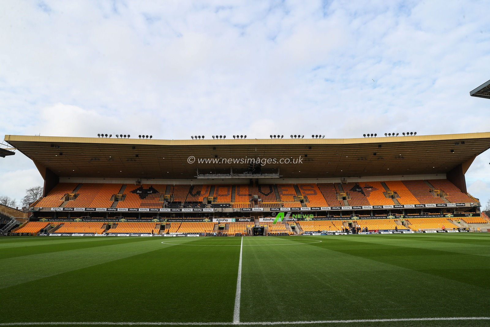 A general view inside of Molineux, home of Wolverhampton Wanderers ahead of the Emirates FA Cup Quarter- Final match Wolverhampton Wanderers vs Coventry City at Molineux, Wolverhampton, United Kingdom, 16th March 2024

(Photo by Gareth Evans/News Images)
