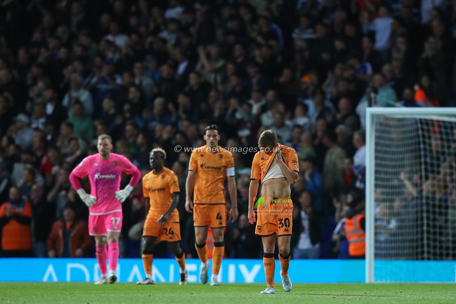 Scott Twine #30 of Hull City reacts to going 3-0 down during the Sky Bet Championship match Ipswich Town vs Hull City at Portman Road, Ipswich, United Kingdom, 3rd October 2023

(Photo by Gareth Evans/News Images)