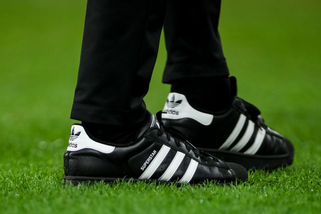 New Zealand Head Coach Scott Robertson’ footwear during the Quilter Nations Series 2025 match Wales vs New Zealand at Principality Stadium, Cardiff, United Kingdom, 22nd November 2025

(Photo by Andrew Lewis/News Images)

*** GER AUT SUI OUT ***