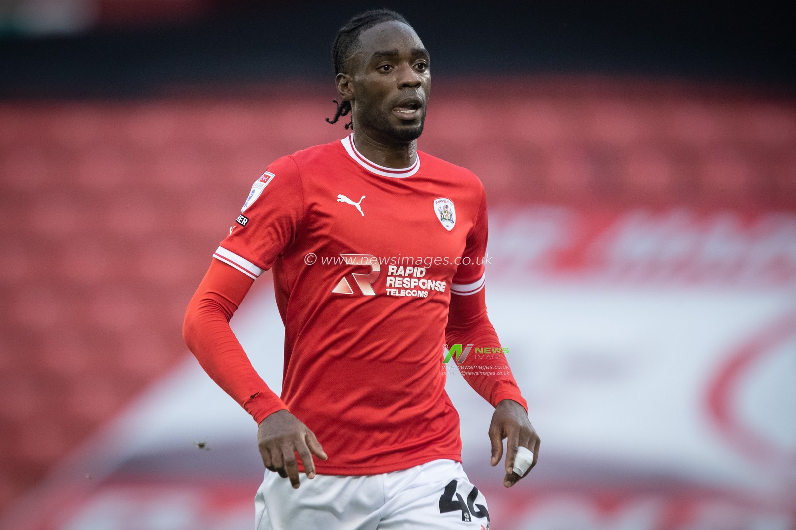 Devante Cole #44 of Barnsley in action during the Sky Bet League 1 match Barnsley vs Forest Green Rovers at Oakwell, Barnsley, United Kingdom, 29th October 2022

(Photo by James Heaton/News Images)