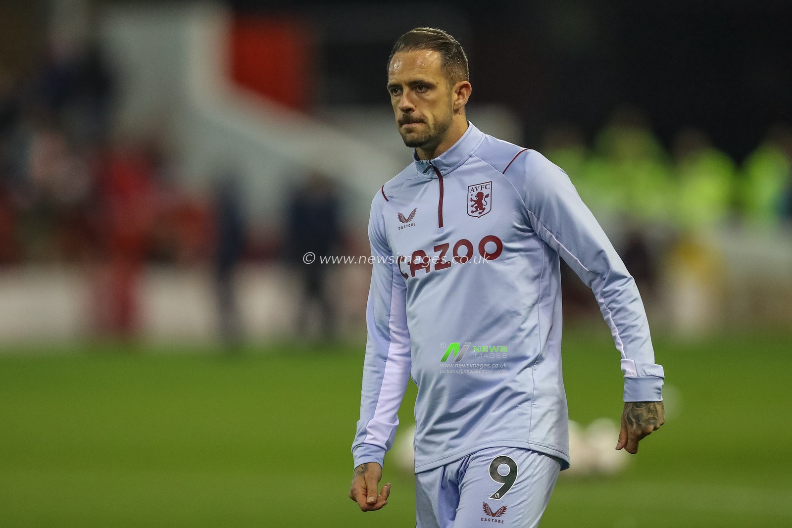Danny Ings #9 of Aston Villa during the pre-game warm up ahead of the Premier League match Nottingham Forest vs Aston Villa at City Ground, Nottingham, United Kingdom, 10th October 2022

(Photo by Gareth Evans/News Images)