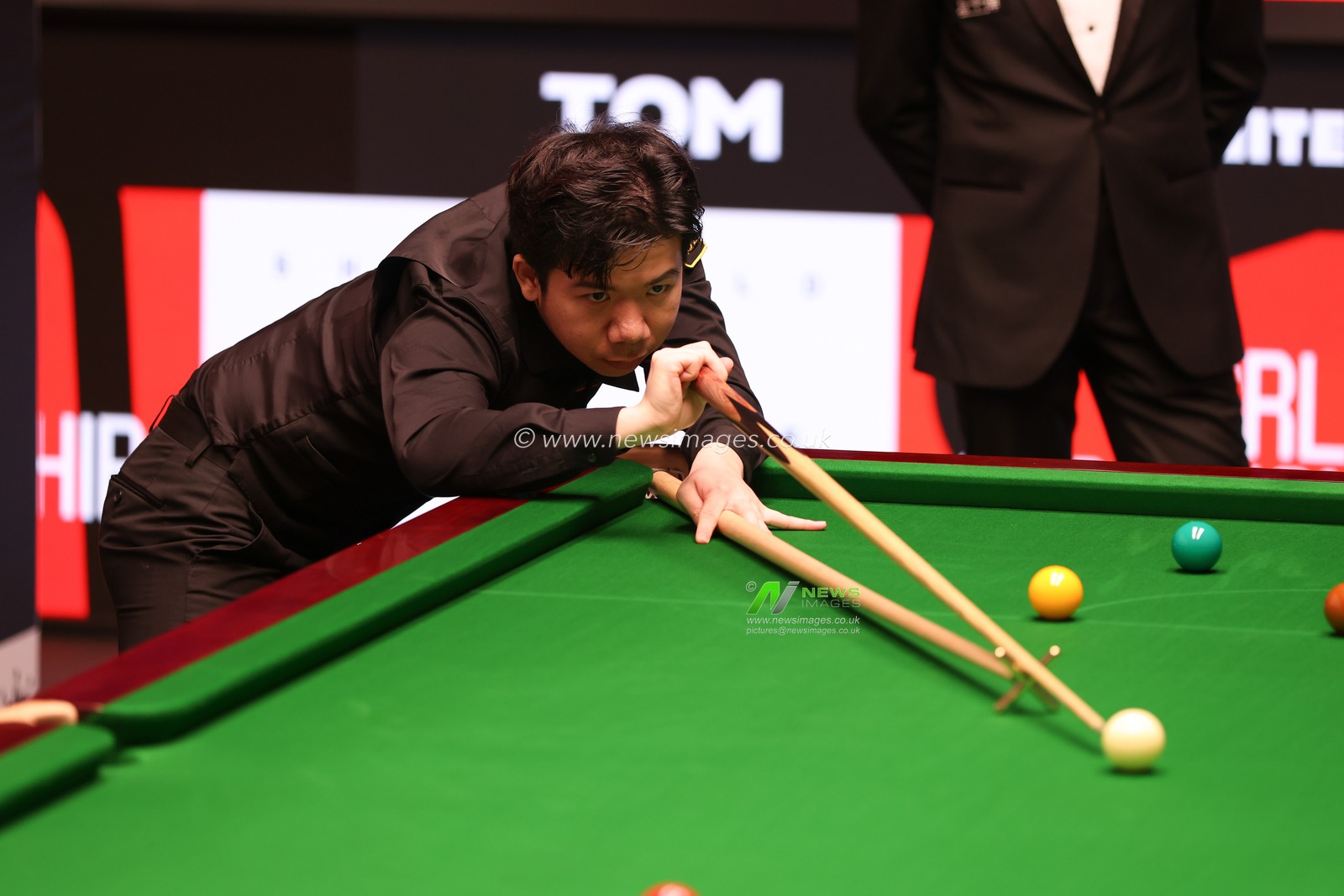 Lei Peifan during the game against Zhao Xintong during the 2025 Halo World Snooker Championship at Crucible Theatre, Sheffield, United Kingdom, 26th April 2025

(Photo by Alex Roebuck/News Images)
