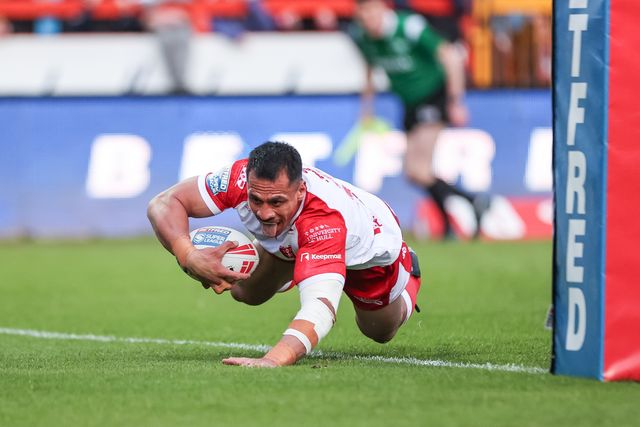 Sauaso Sue of Hull KR goes over for a try to make it 4-0 during the Betfred Super League Round 9 match Hull KR vs Wigan Warriors at Sewell Group Craven Park, Kingston upon Hull, United Kingdom, 26th April 2024

(Photo by Mark Cosgrove/News Images)