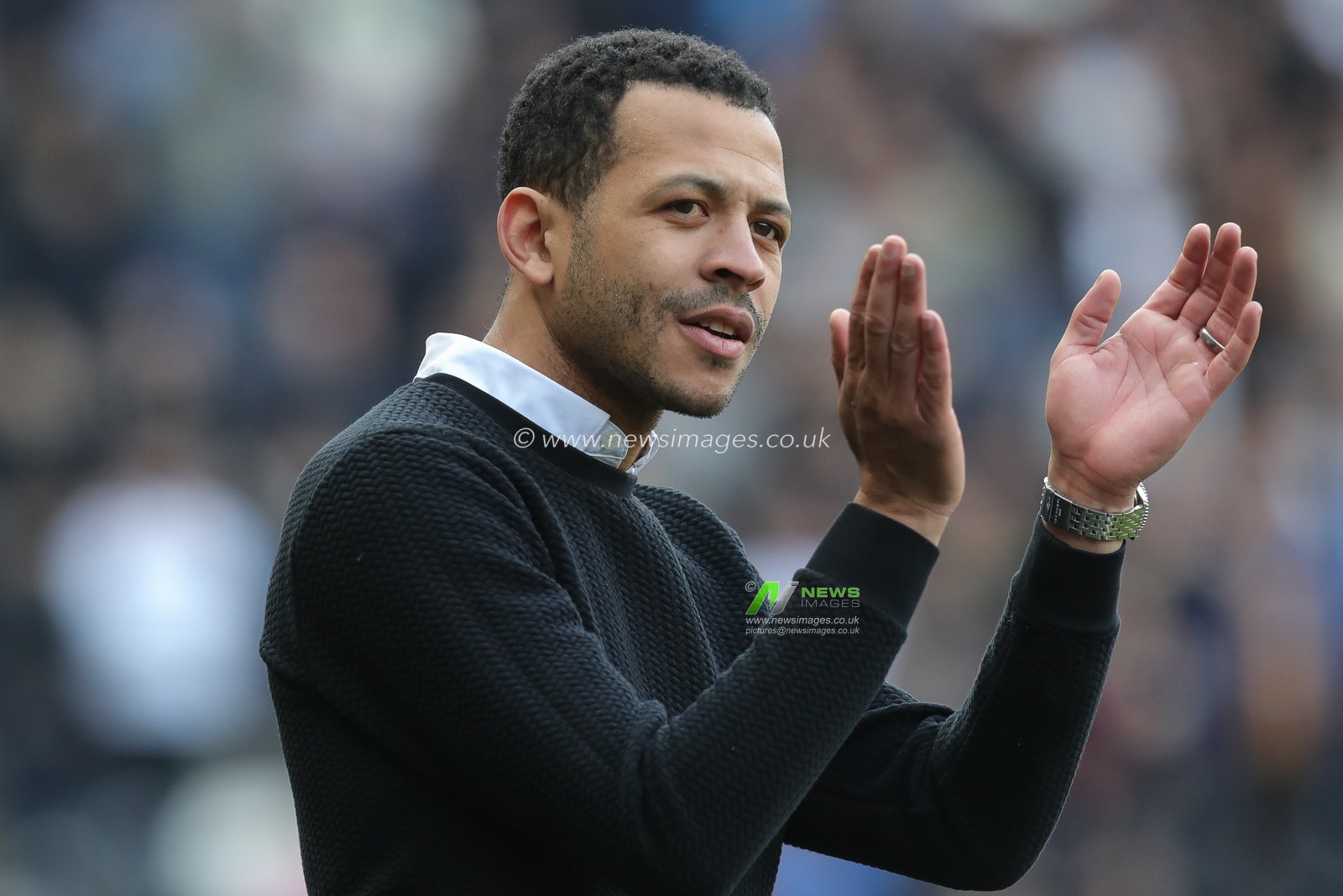 Liam Rosenior manager of Hull City claps his hands and applauds the supporters at full-time after the Sky Bet Championship match Hull City vs Swansea City at MKM Stadium, Hull, United Kingdom, 29th April 2023

(Photo by James Heaton/News Images)