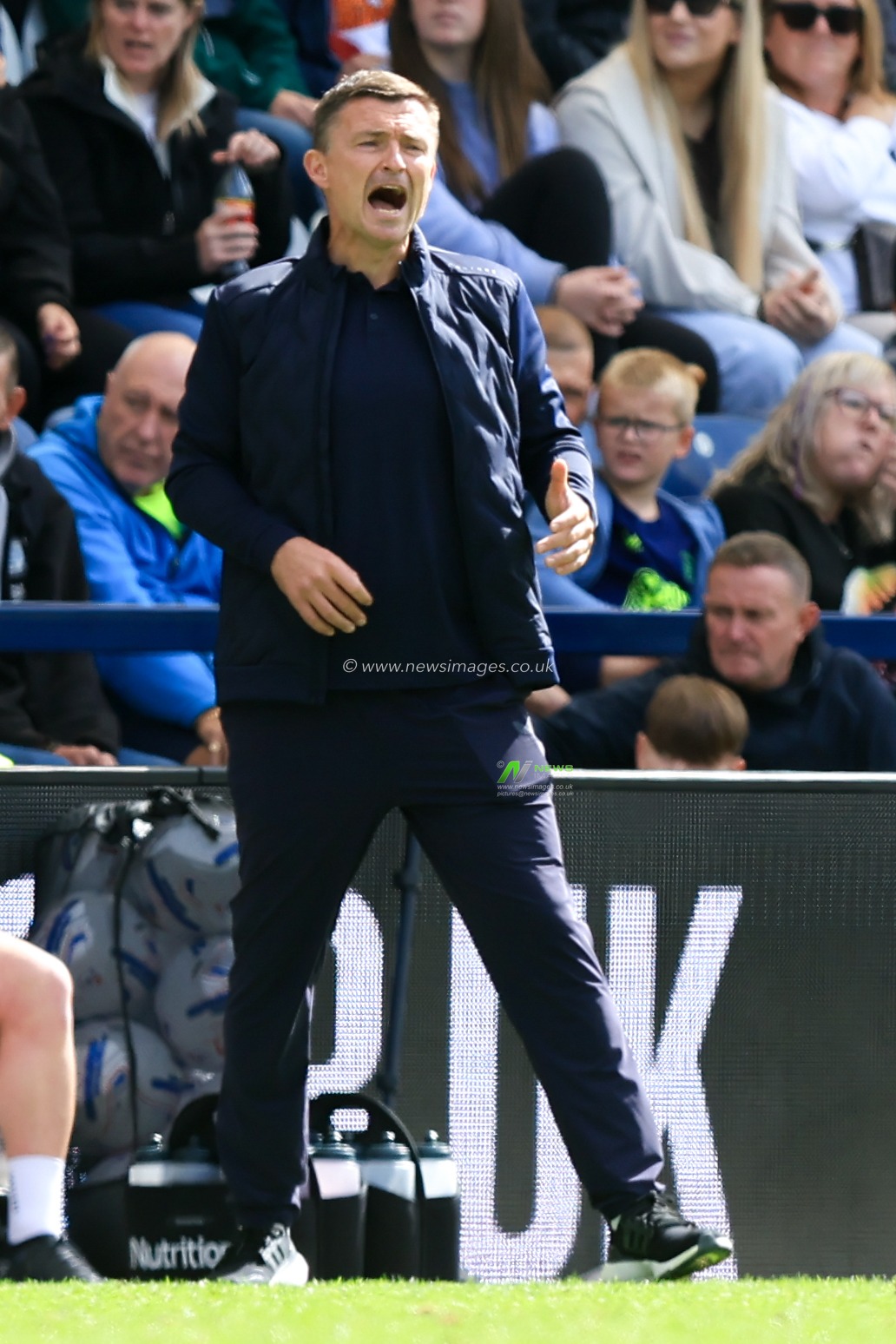 Preston North End manager Paul Heckingbottom shouts instructions to his players during the Sky Bet Championship match Preston North End vs Blackburn Rovers at Deepdale, Preston, United Kingdom on 05 September 2026

(Photo by Jorge Horsted/News Images)