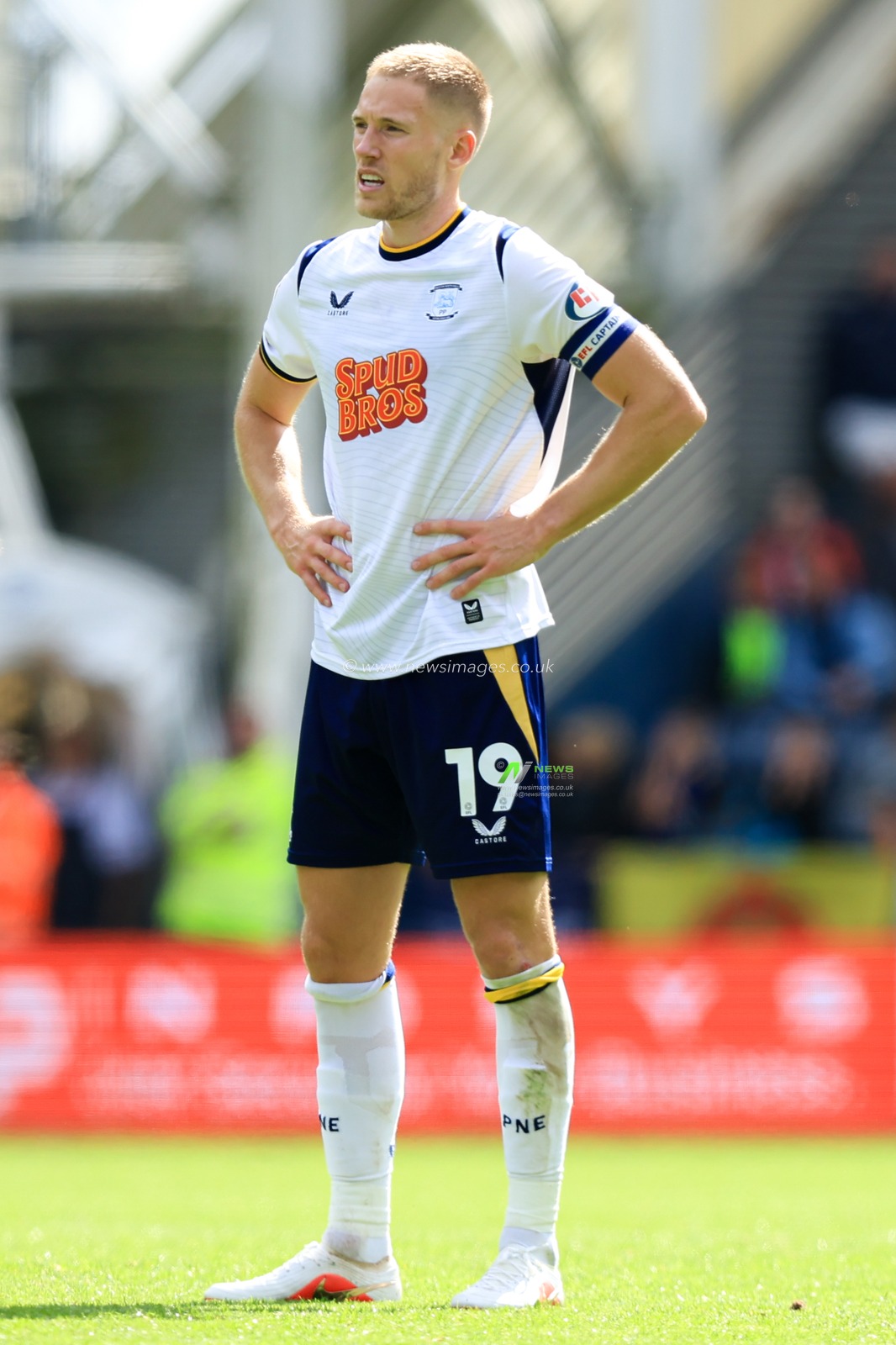 Liam Lindsay of Preston North End during the Sky Bet Championship match Preston North End vs Blackburn Rovers at Deepdale, Preston, United Kingdom on 05 September 2026

(Photo by Jorge Horsted/News Images)