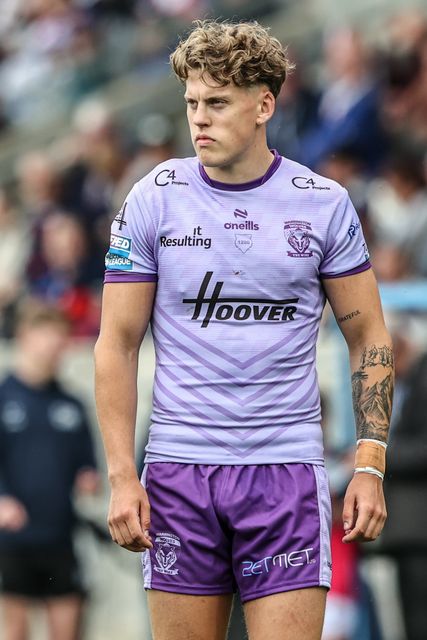 Arron Lindop of Warrington Wolves during the Betfred Super League Round 11 match Wakefield Trinity vs Warrington Wolves at DIY Kitchens Stadium, Wakefield, United Kingdom, 18th May 2025

(Photo by Alfie Cosgrove/News Images)