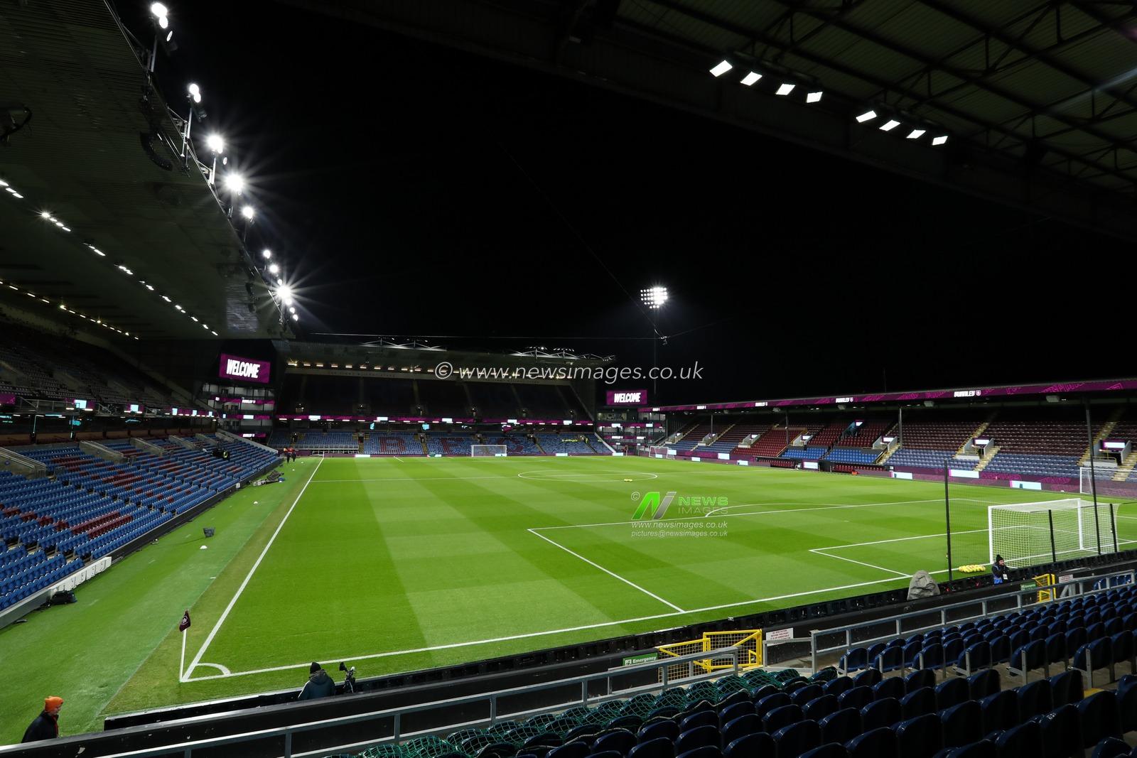 General view of Turf Moor ahead of the Premier League match Burnley vs Manchester United at Turf Moor, Burnley, United Kingdom, 7th January 2026

(Photo by Jorge Horsted/News Images)

*** GER AUT SUI OUT ***