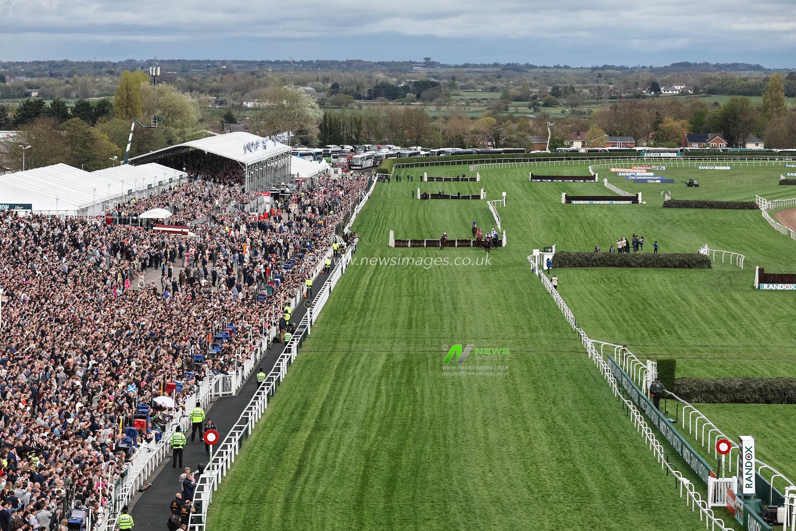Brighterdaysahead ridden by Jack Kennedy and trained by Gordon Elliott runs on to win the 13:55 Turners Mersey Novices' Hurdle during the Randox Grand National Day 2024 at Aintree Racecourse, Liverpool, United Kingdom, 13th April 2024

(Photo by Mark Cosgrove/News Images)