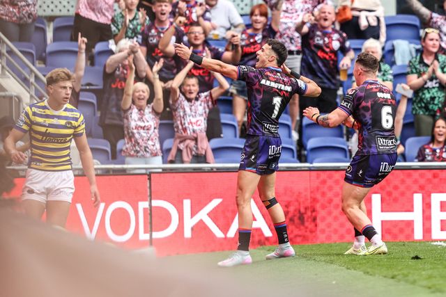 David Armstrong of Leigh Leopards celebrates his try during the Betfred Super League Magic Weekend match Leigh Leopards vs Warrington Wolves at Leigh Sports Village, Leigh, United Kingdom on 04 July 2026

(Photo by Alfie Cosgrove/News Images)
