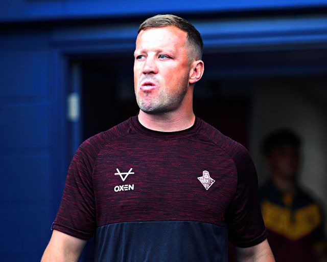 Luke Robinson, Head Coach of Huddersfield Giants before the Betfred Super League round 19 match Huddersfield Giants vs Wakefield Trinity at the Accu Stadium, Huddersfield, United Kingdom, 18th July 2025

(Photo by Sam Eaden/News Images)