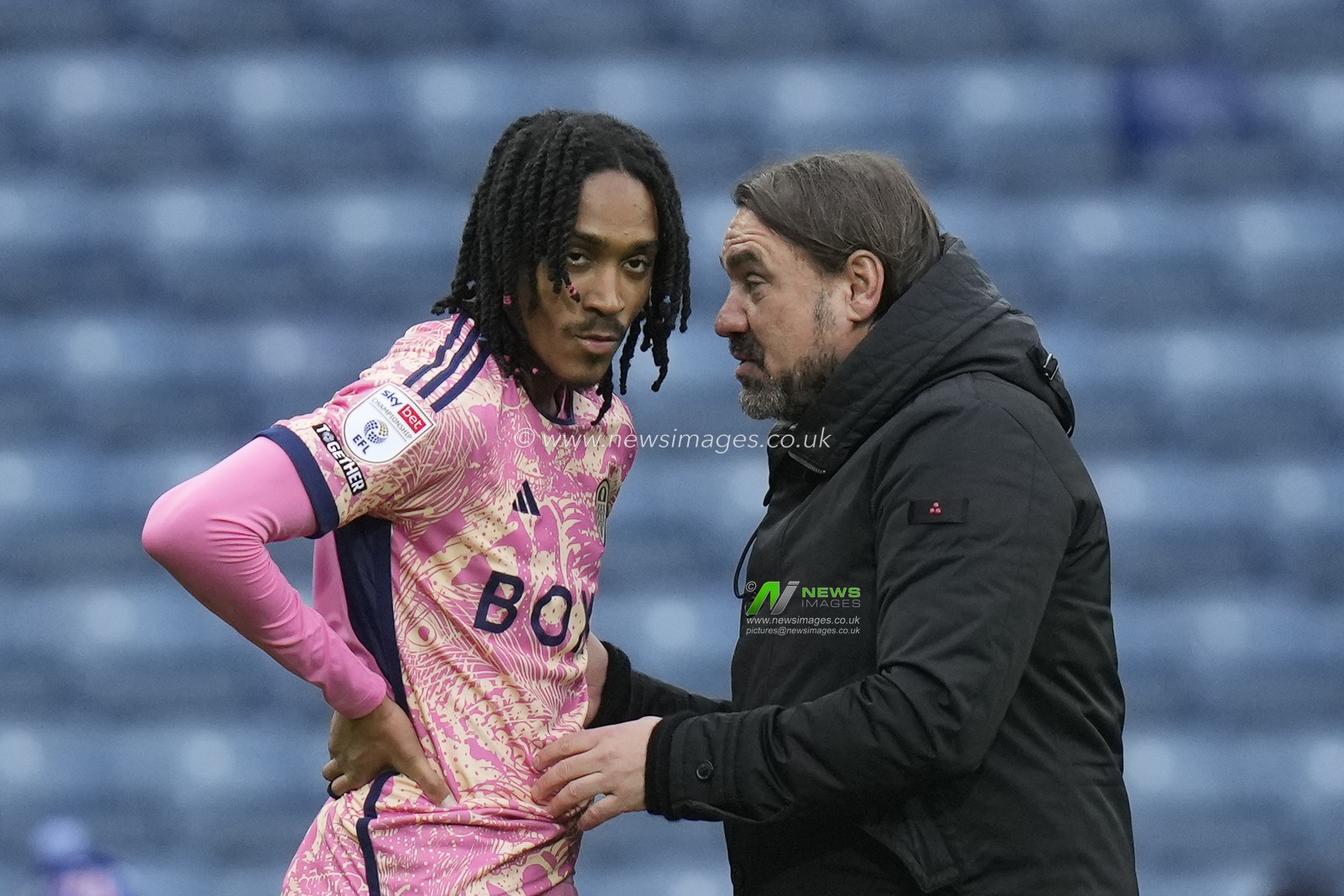 Daniel Farke manager of Leeds United speak with Djed Spence #39 of Leeds United after the Sky Bet Championship match Blackburn Rovers vs Leeds United at Ewood Park, Blackburn, United Kingdom, 9th December 2023

(Photo by Steve Flynn/News Images)