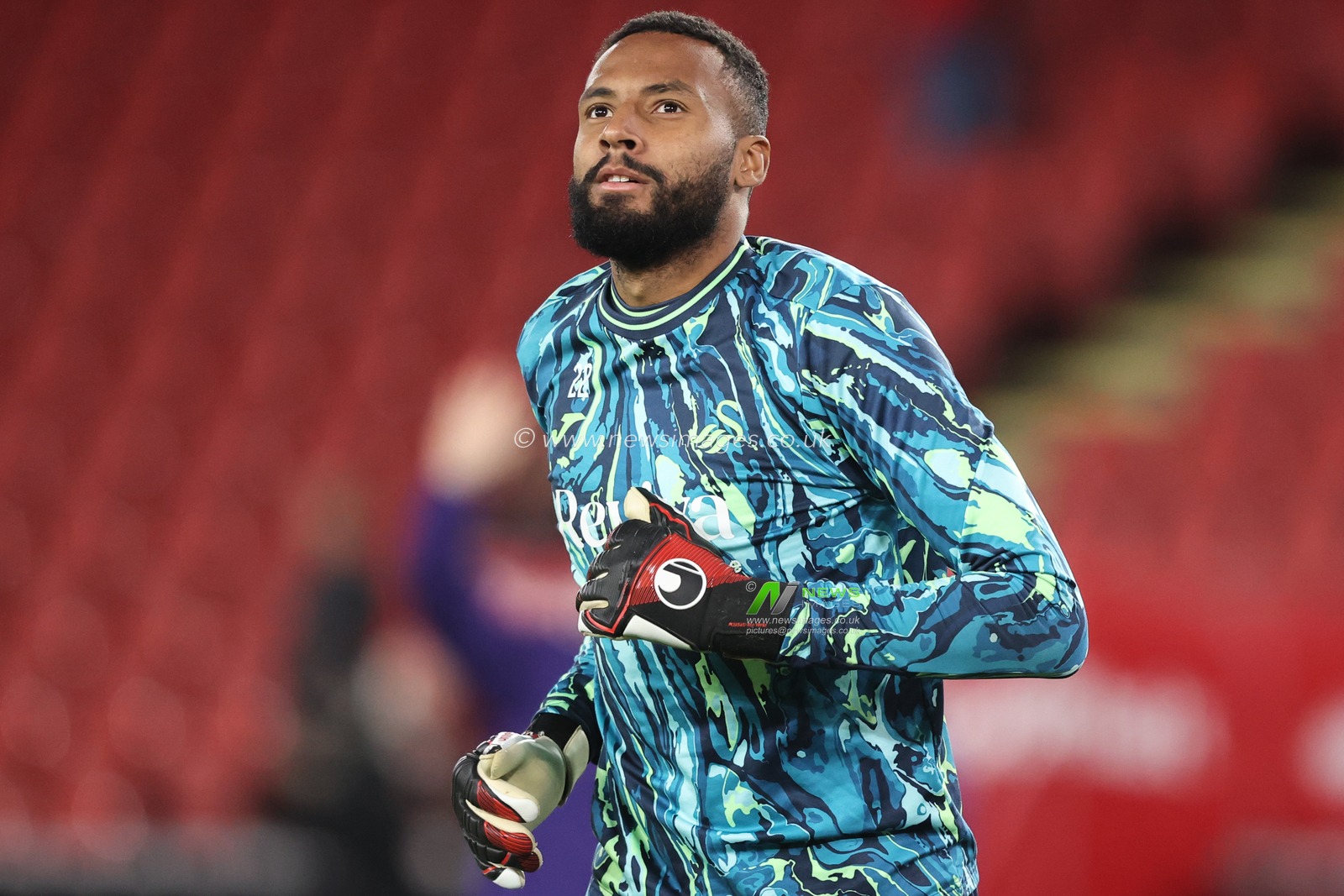 Lawrence Vigouroux of Swansea City in the pregame warmup session during the Sky Bet Championship match Sheffield United vs Swansea City at Bramall Lane, Sheffield, United Kingdom, 2nd October 2024

(Photo by Alfie Cosgrove/News Images)