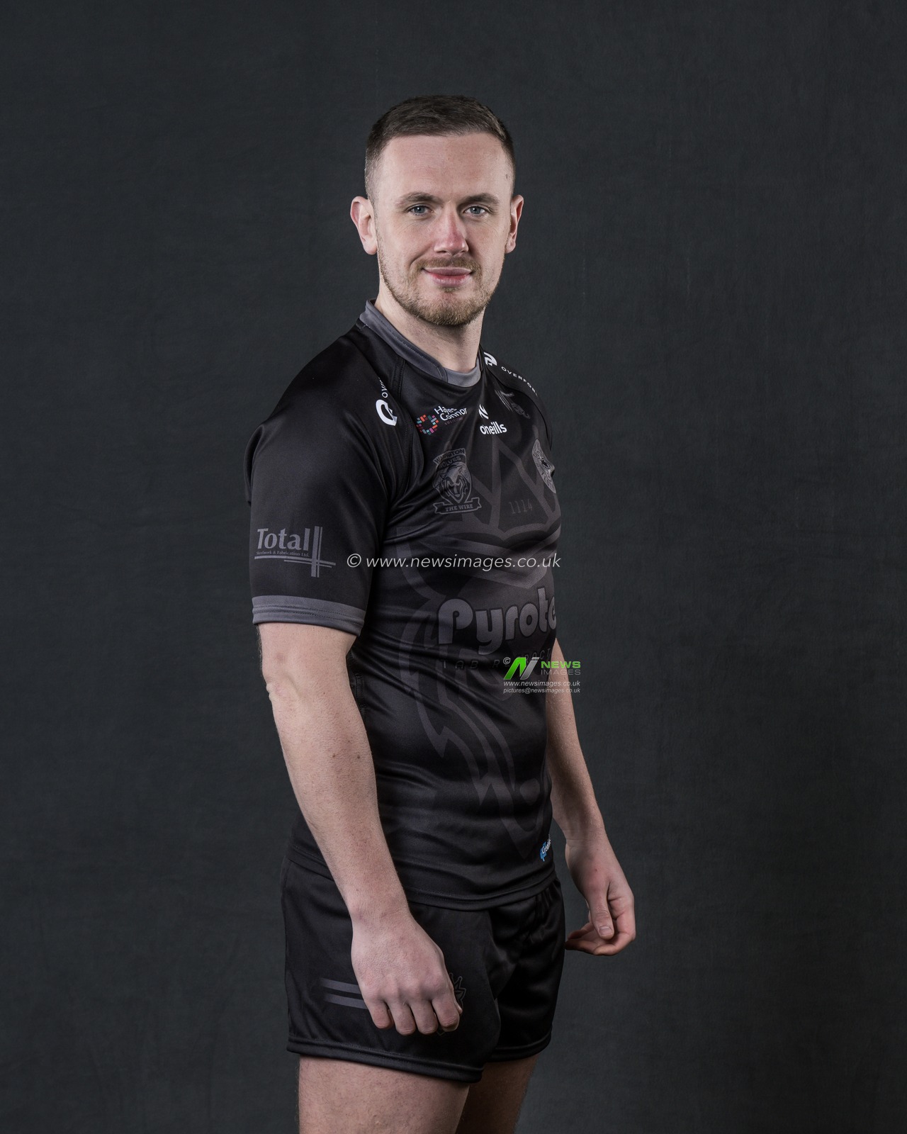 Ben Currie in the Toby King testimonial kit during the Warrington Wolves Team media day at Warrington wolves training centre, Warrington, United Kingdom, 16th January 2025

(Photo by Craig Thomas/News Images)
