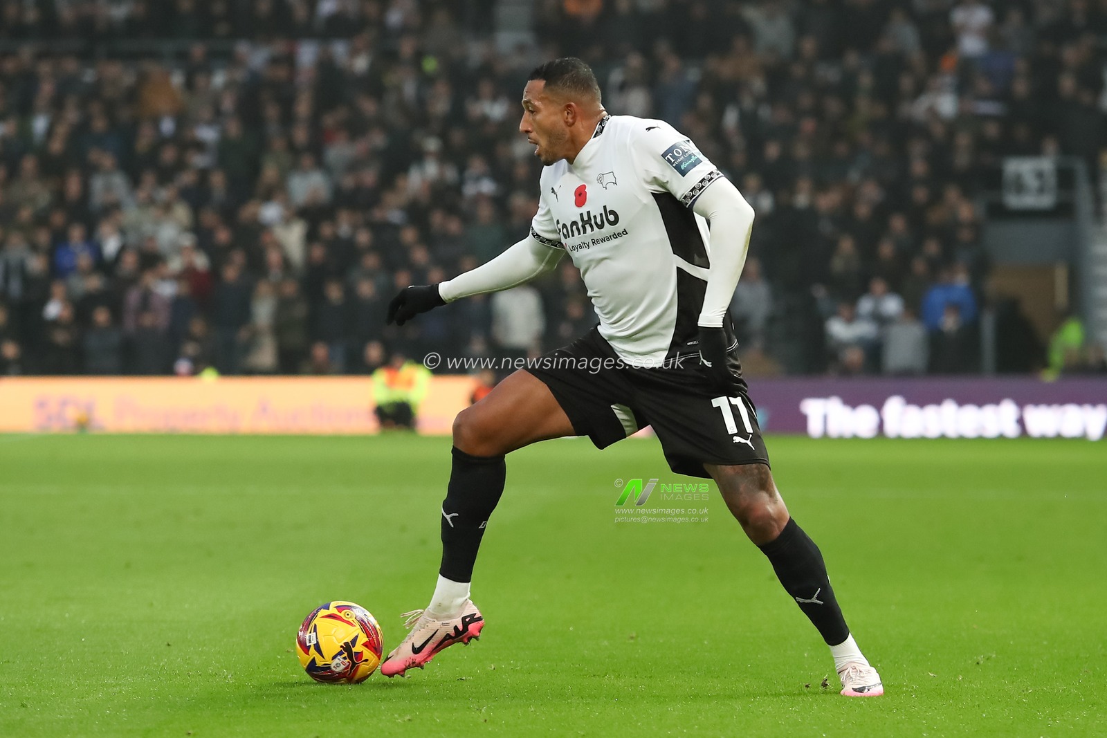 Nathaniel Mendez-Laing of Derby County looks to pass the ball during the Sky Bet Championship match Derby County vs Plymouth Argyle at Pride Park Stadium, Derby, United Kingdom, 9th November 2024

(Photo by Lee Keuneke/News Images)