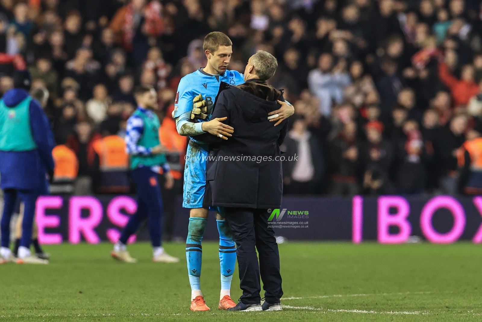 Ethan Horvath #1 of Nottingham Forest and Steve Cooper manager of Nottingham Forest embrace each other as Forest win 2-1