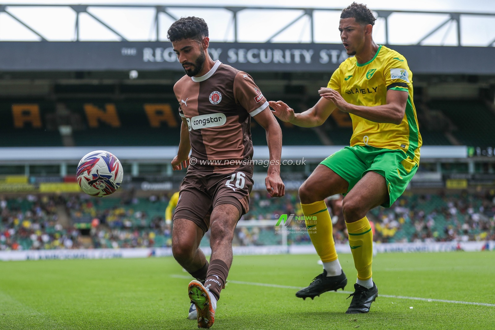 Elias Saad of St Pauli is put under pressure by Jaden Warner of Norwich City during the Pre-season friendly match Norwich City vs St. Pauli at Carrow Road, Norwich, United Kingdom, 3rd August 2024

(Photo by Izzy Poles/News Images)