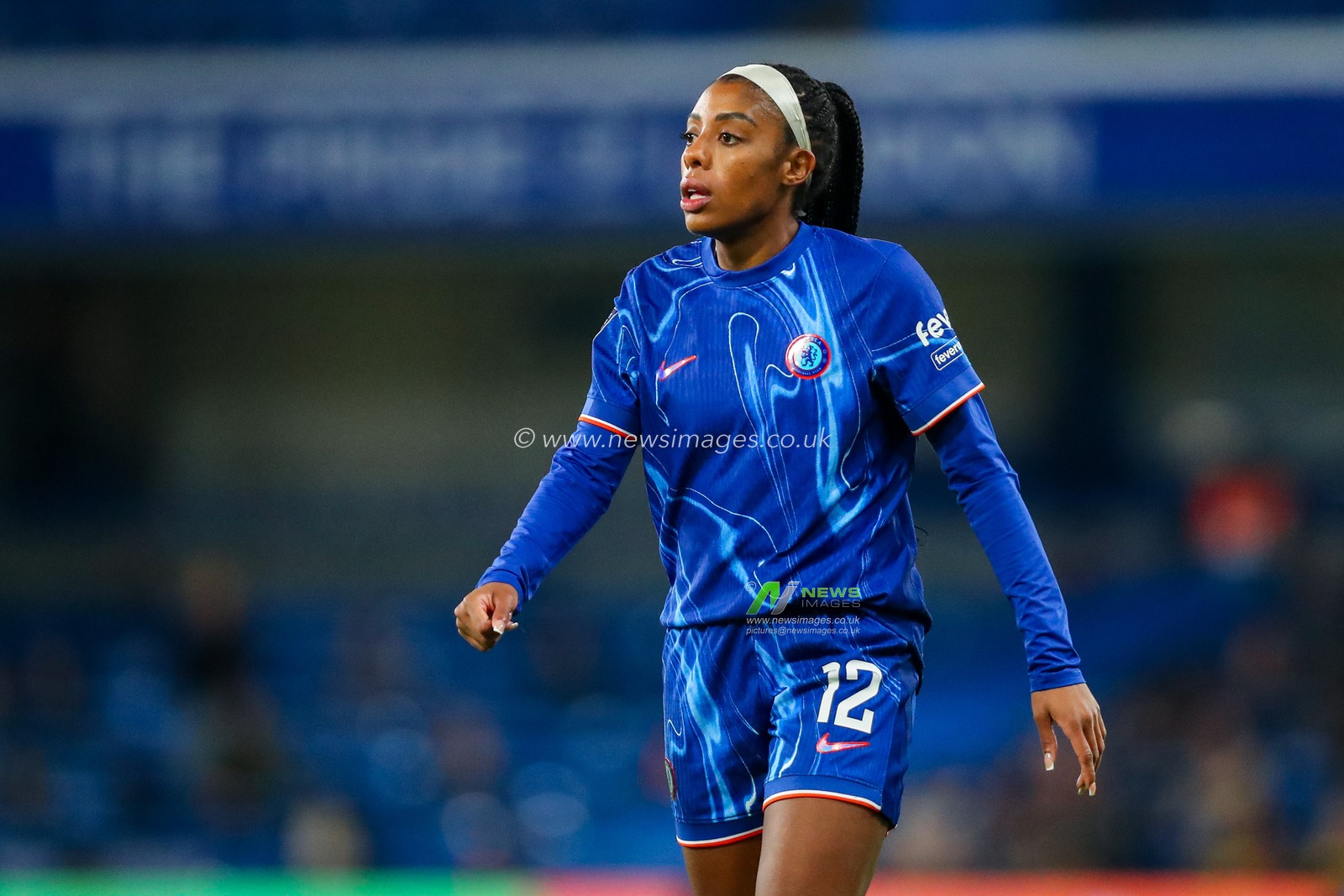 Ashley Lawrence of Chelsea Women looks on during the Barclays Women's Super League match Chelsea FC Women vs Manchester City Women at Stamford Bridge, London, United Kingdom, 16th November 2024

(Photo by Izzy Poles/News Images)