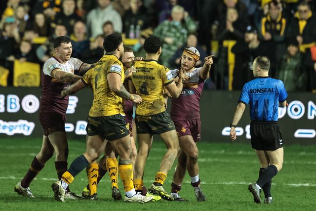 Betfred Super League Round 3 Castleford Tigers v Huddersfield Giants