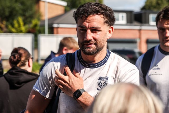 Toby King of Warrington Wolves arrives during the Betfred Super League round 26 match Wakefield Trinity vs Warrington Wolves at DIY Kitchens Stadium, Wakefield, United Kingdom on 05 September 2026

(Photo by Alfie Cosgrove/News Images)