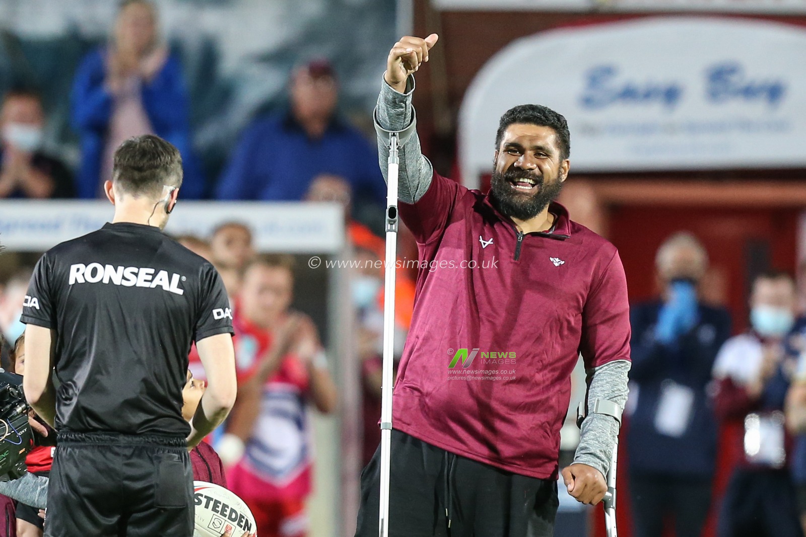 Mose Masoe acknowledges the East Stand