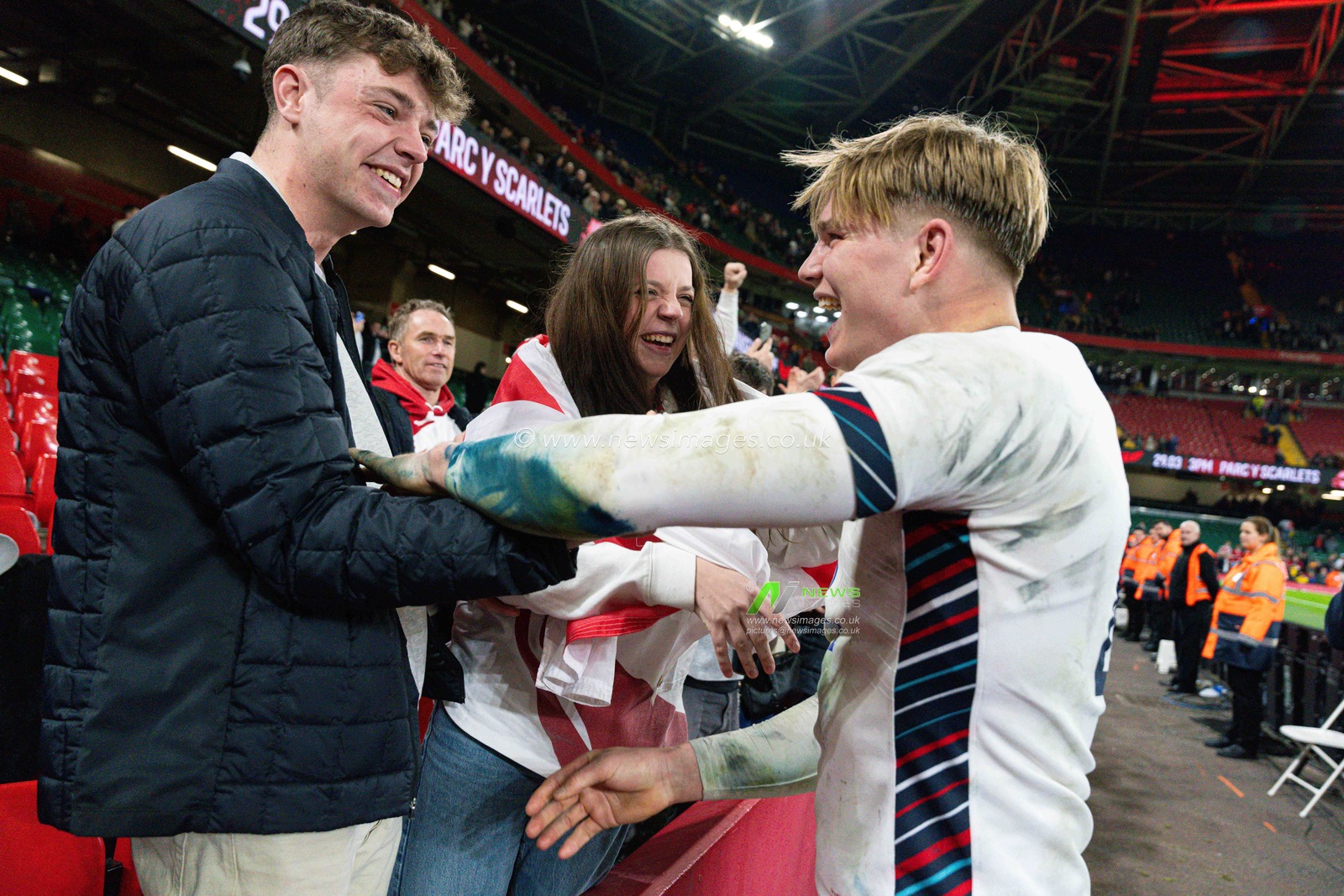 Henry Pollock of England embraces members of the crowd at the final whistle of the 2025 Guinness 6 Nations match Wales vs England at Principality Stadium, Cardiff, United Kingdom, 15th March 2025

(Photo by Andrew Lewis/News Images)