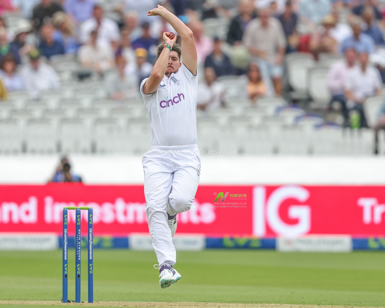 Josh Tongue of England bowling during the LV= Insurance Ashes Test Series Second Test Day 1 England v Australia at Lords, London, United Kingdom, 28th June 2023

(Photo by Mark Cosgrove/News Images)