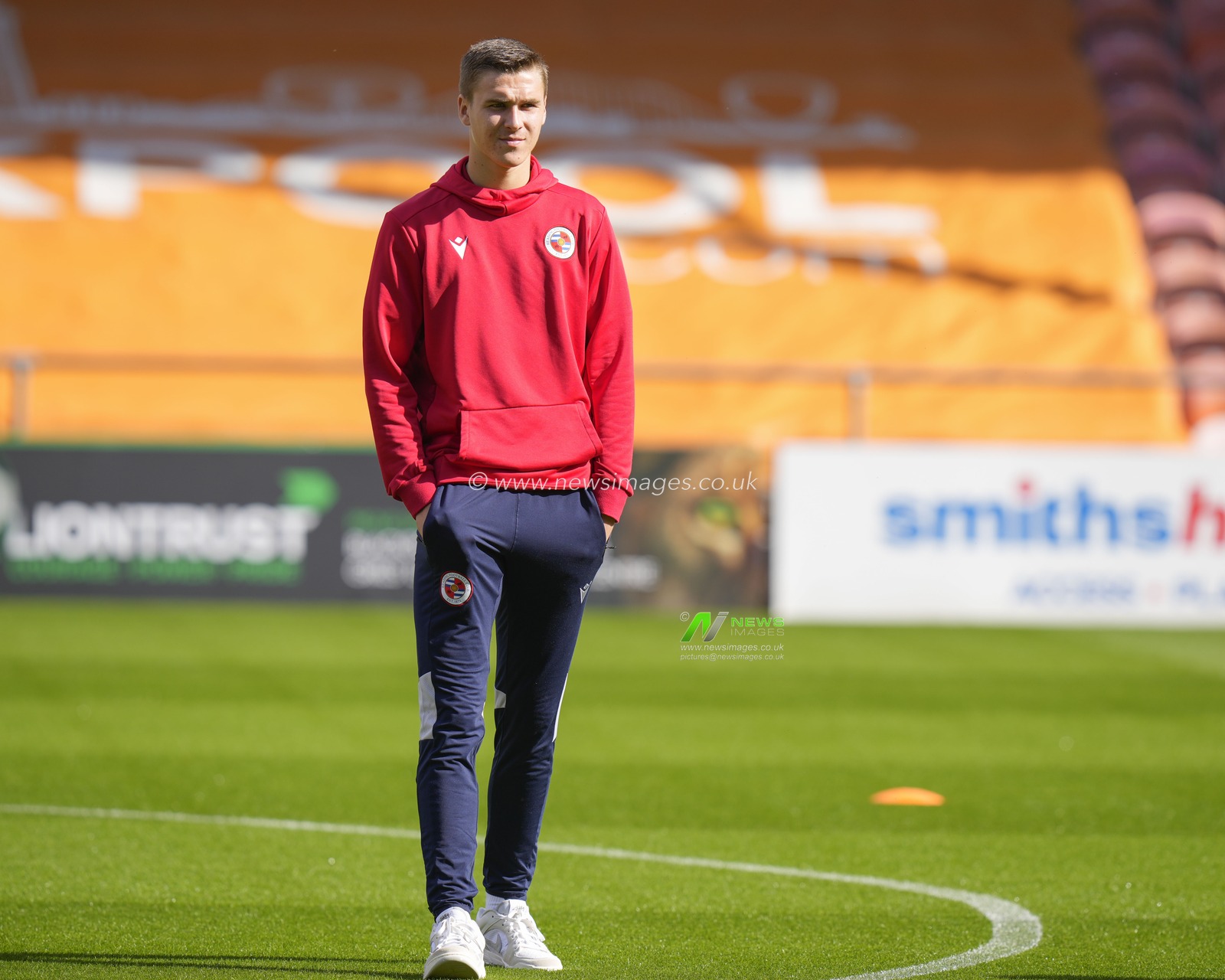 Tyler Bindon #24 of Reading inspects the pitch before the Sky Bet League 1 match Blackpool vs Reading at Bloomfield Road, Blackpool, United Kingdom, 23rd September 2023

(Photo by Steve Flynn/News Images)