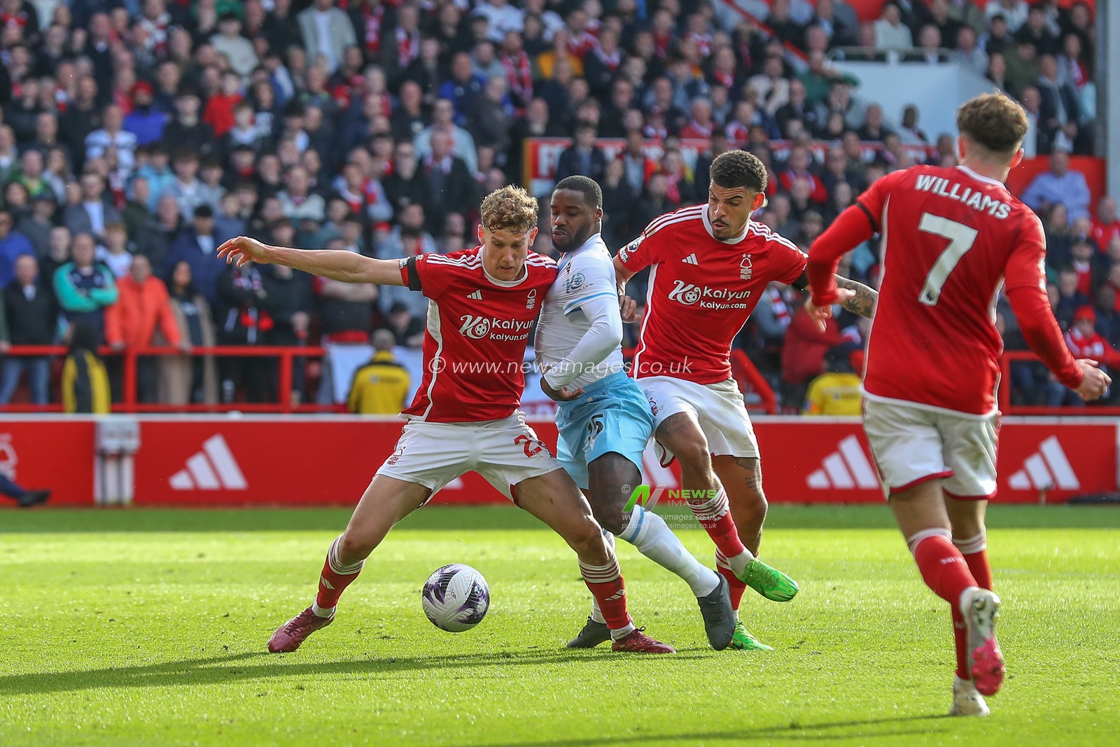 Ryan Yates of Nottingham Forest and Jeffrey Schlupp of Crystal Palace battle for the ball during the Premier League match Nottingham Forest vs Crystal Palace at City Ground, Nottingham, United Kingdom, 30th March 2024

(Photo by Gareth Evans/News Images)