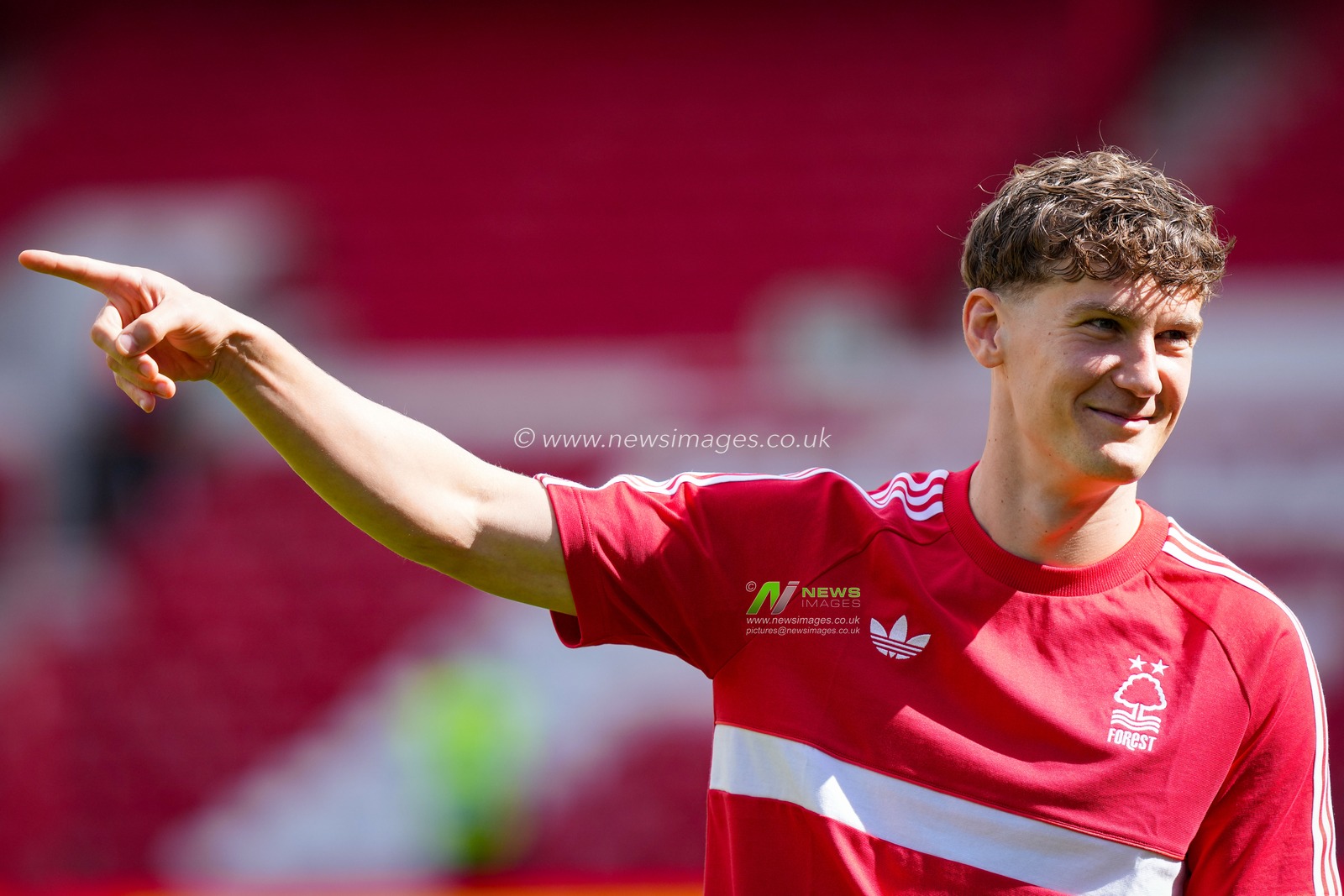 Ryan Yates of Nottingham Forest arrives at the stadium prior to kick off during the Premier League match Nottingham Forest vs Tottenham Hotspur at City Ground, Nottingham, United Kingdom on 05 September 2026

(Photo by Maynard Manyowa/News Images)