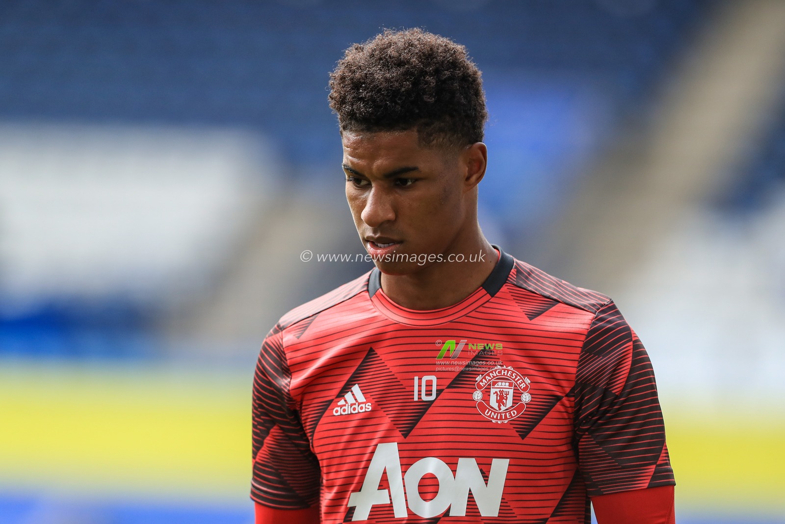 Marcus Rashford (10) of Manchester United during the pre-game warmup
