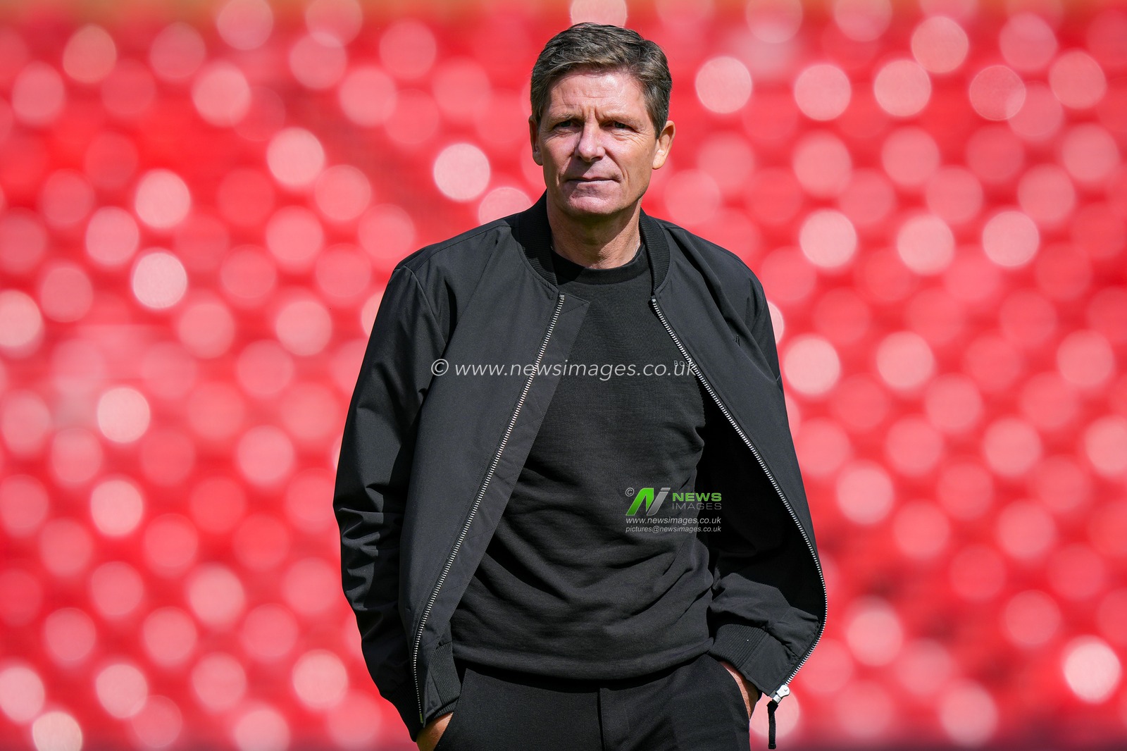 Nottingham Forest manager Oliver Glasner inspects the pitch prior to kick off during the Premier League match Nottingham Forest vs Tottenham Hotspur at City Ground, Nottingham, United Kingdom on 05 September 2026

(Photo by Maynard Manyowa/News Images)