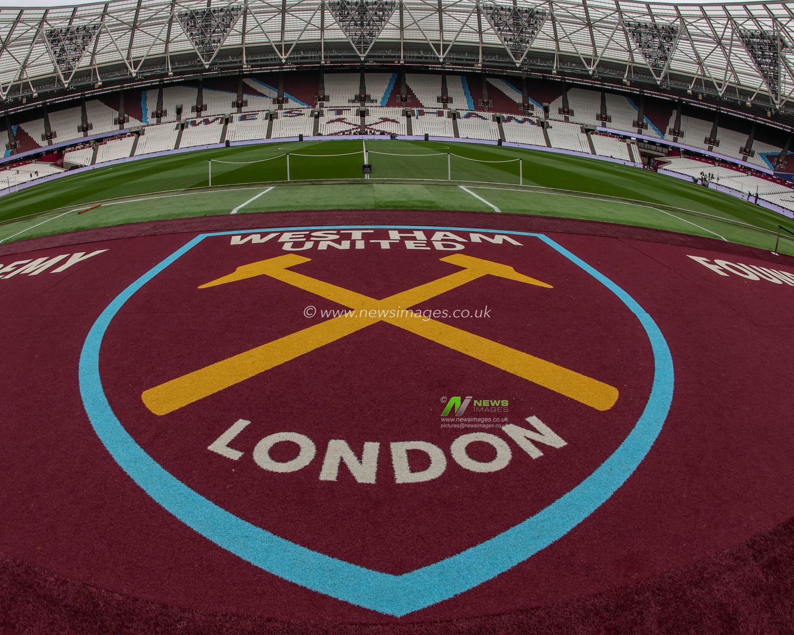 A general view of The London Stadium ahead of the Premier League match West Ham United vs Arsenal at London Stadium, London, United Kingdom, 30th November 2024

(Photo by Mark Cosgrove/News Images)