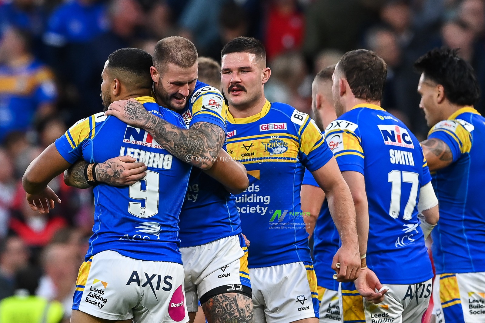 Kruise Leeming #9 of Leeds Rhinos celebrates his try with Zak Hardaker #33 during the 25th Betfred Super League Grand Final match St Helens vs Leeds Rhinos at Old Trafford, Manchester, United Kingdom, 24th September 2022

(Photo by Craig Thomas/News Images)